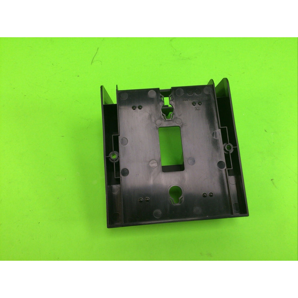 Wall Mount Bracket 3342-46174-001 for VVX 150/250