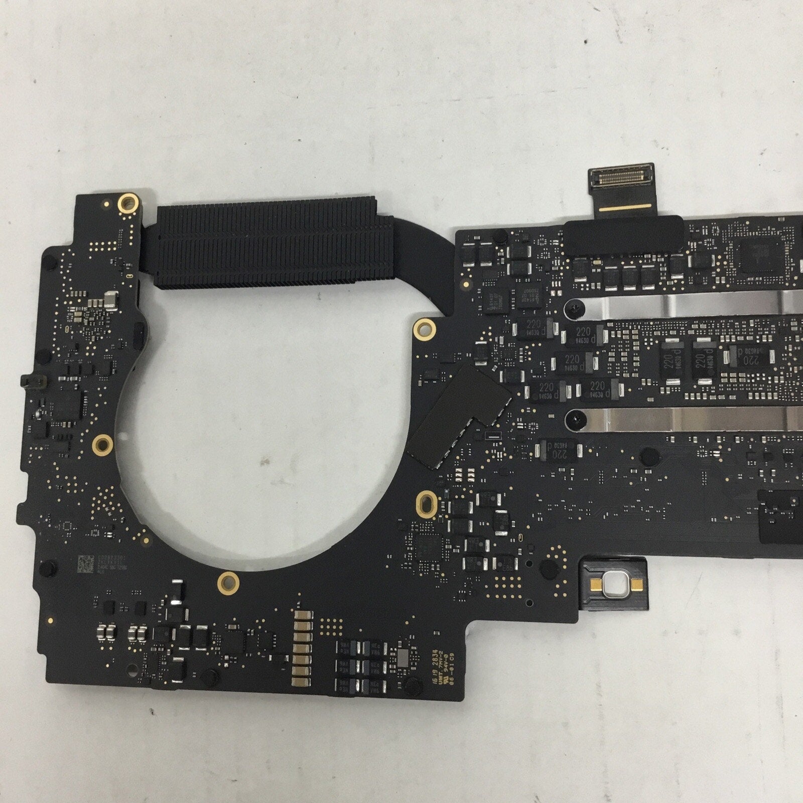 FOR PARTS Logic Board A1989 13" 2018 i5 2.4GHz 8GB RAM 256GB 820-00850-A