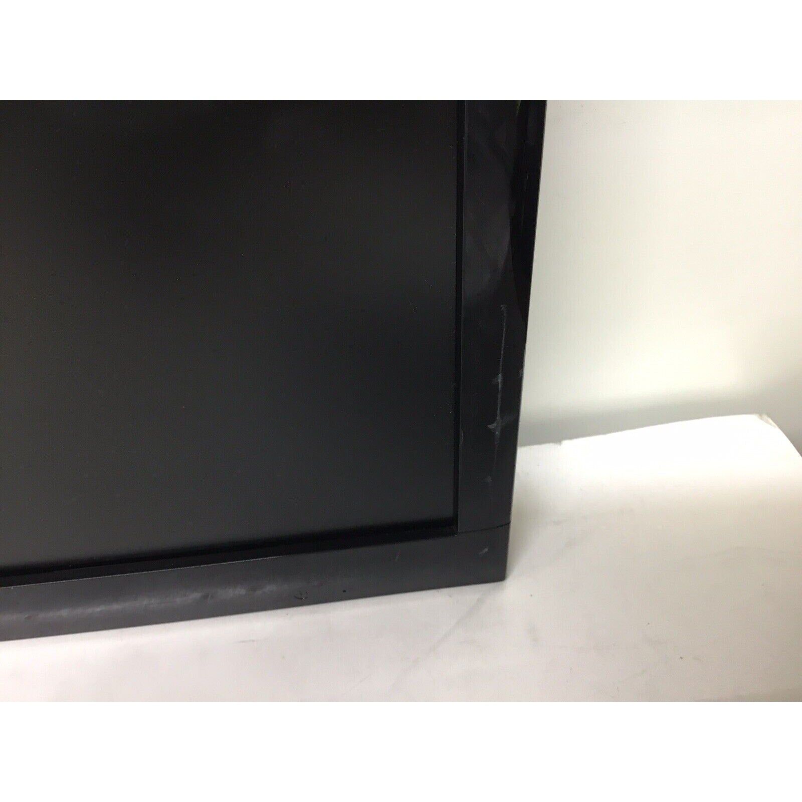 Lot 2x Hyundai Q226L 22" 1080p LED Monitors VGA DVI-D Black No Stand