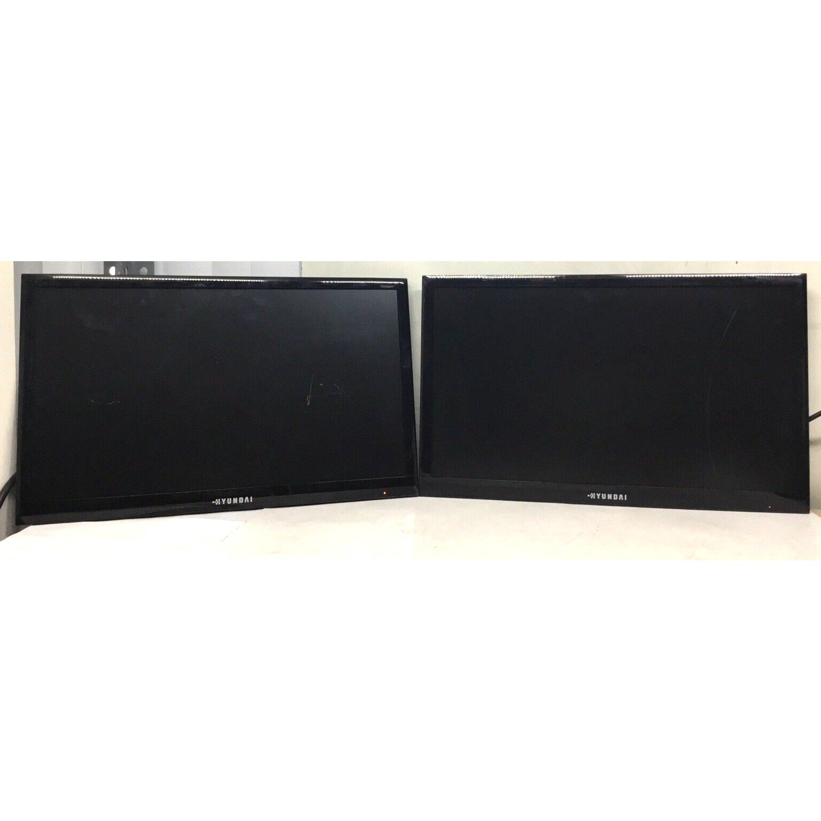 READ Lot 2x Hyundai Q226L 22" 1080p LED Monitors VGA DVI-D Black No Stand
