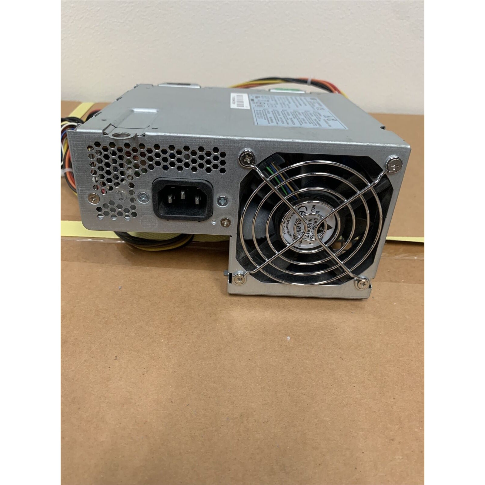 HP DPS-240FB-2 A 240W 403778-001 403985-001 Power Supply