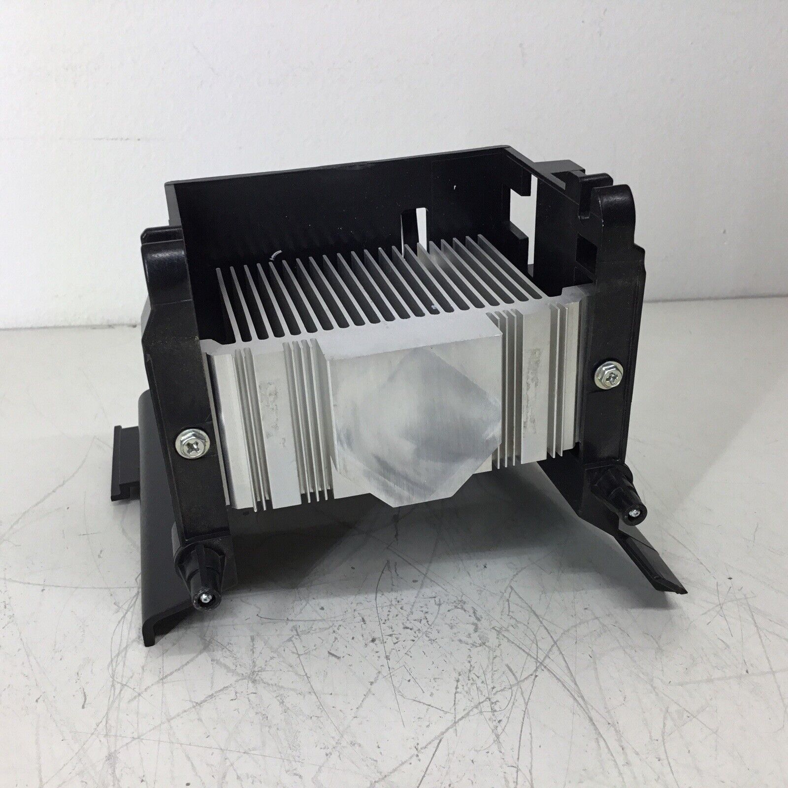 Desktop Cooling Heatsink w Shroud 0K2NV1 K2NV1 Dell Optiplex 780 380