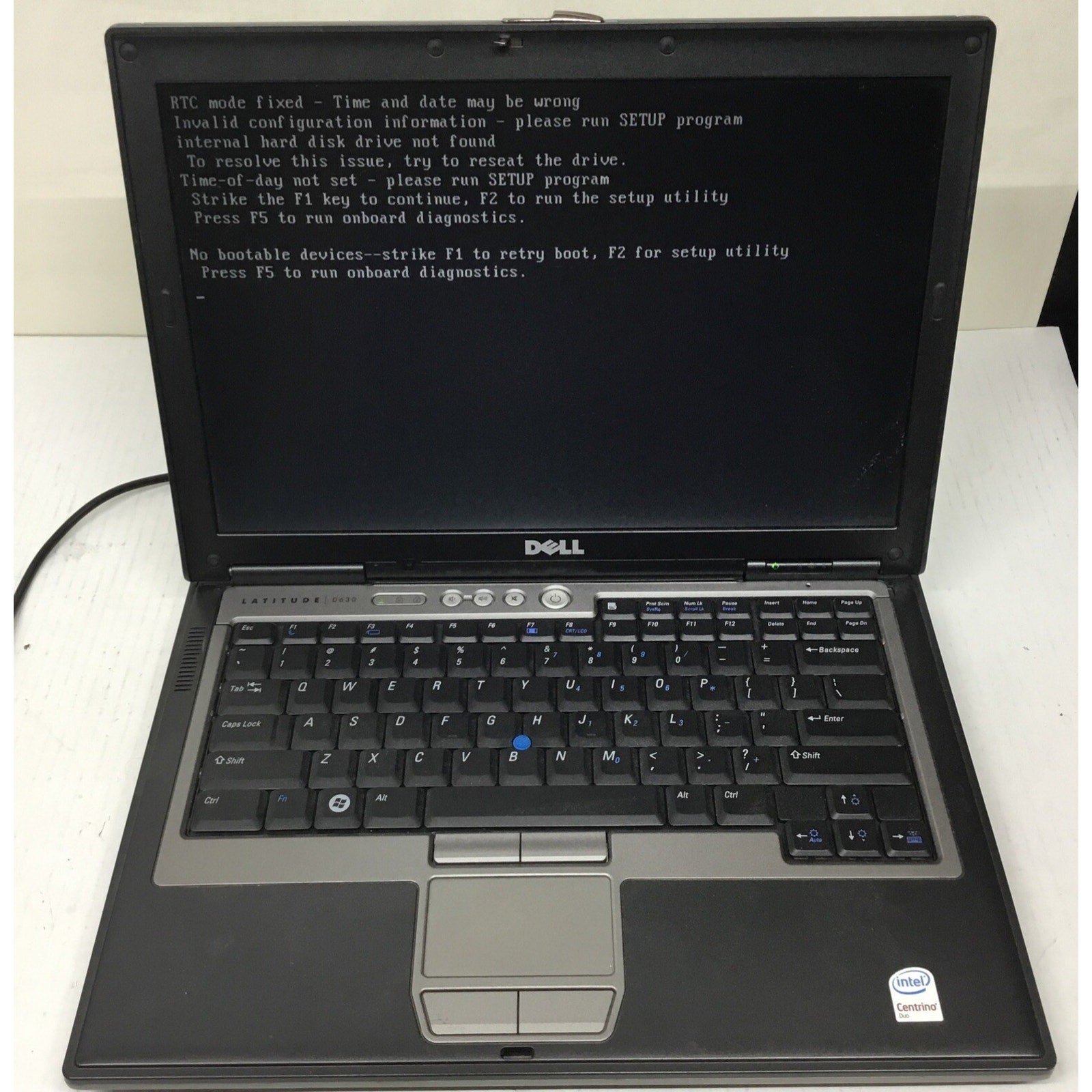Dell Latitude D630 14" Laptop Intel Centrino Duo No HDD No Battery For Parts