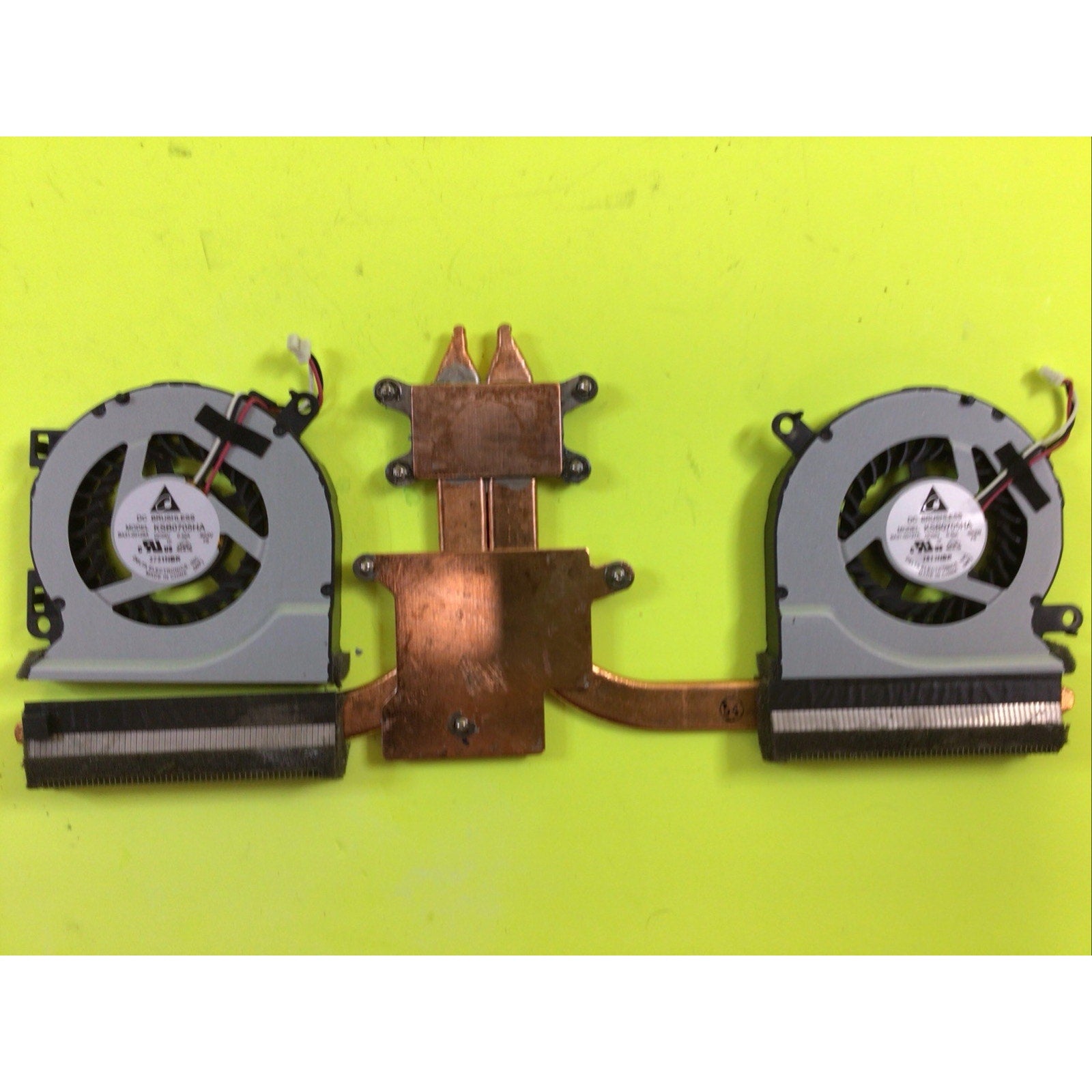 Samsung 770Z NP770Z7E CPU Fans and Heatsink Set Nike17:BA62-00676A