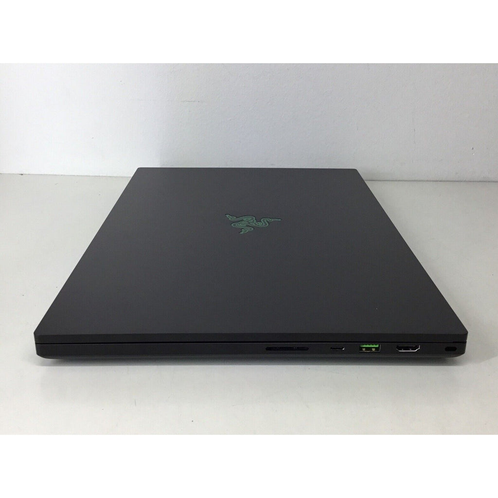 Razer Blade 17 17.3'' Laptop i7-12900H RTX 3060 16GB RAM 1TB SSD RZ09-0423