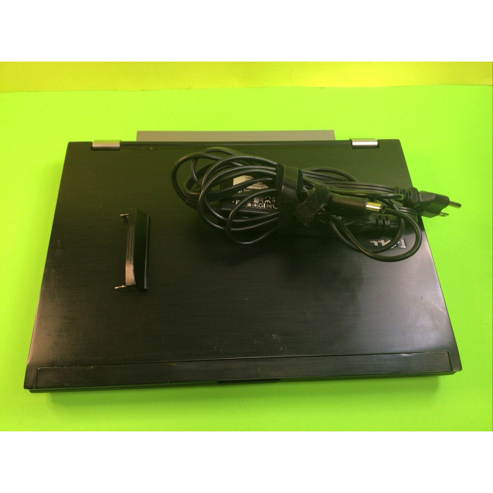 Dell Latitude E6400 Laptop Core 2 Duo T9400 2.53GHz 2GB RAM No HDD