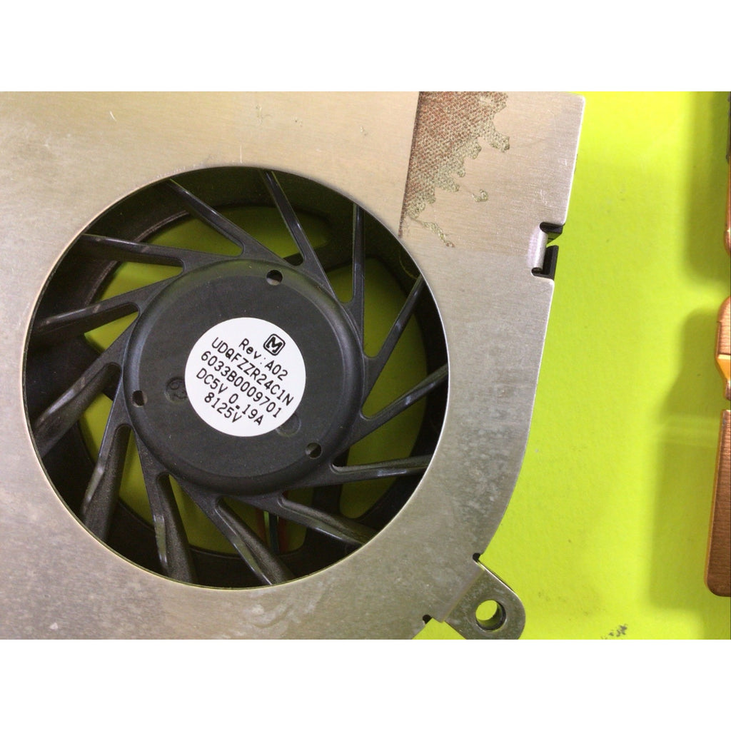 Toshiba A205-S5804 CPU Cooling Fan with Heatsink 6033B0009701 6043B0034601