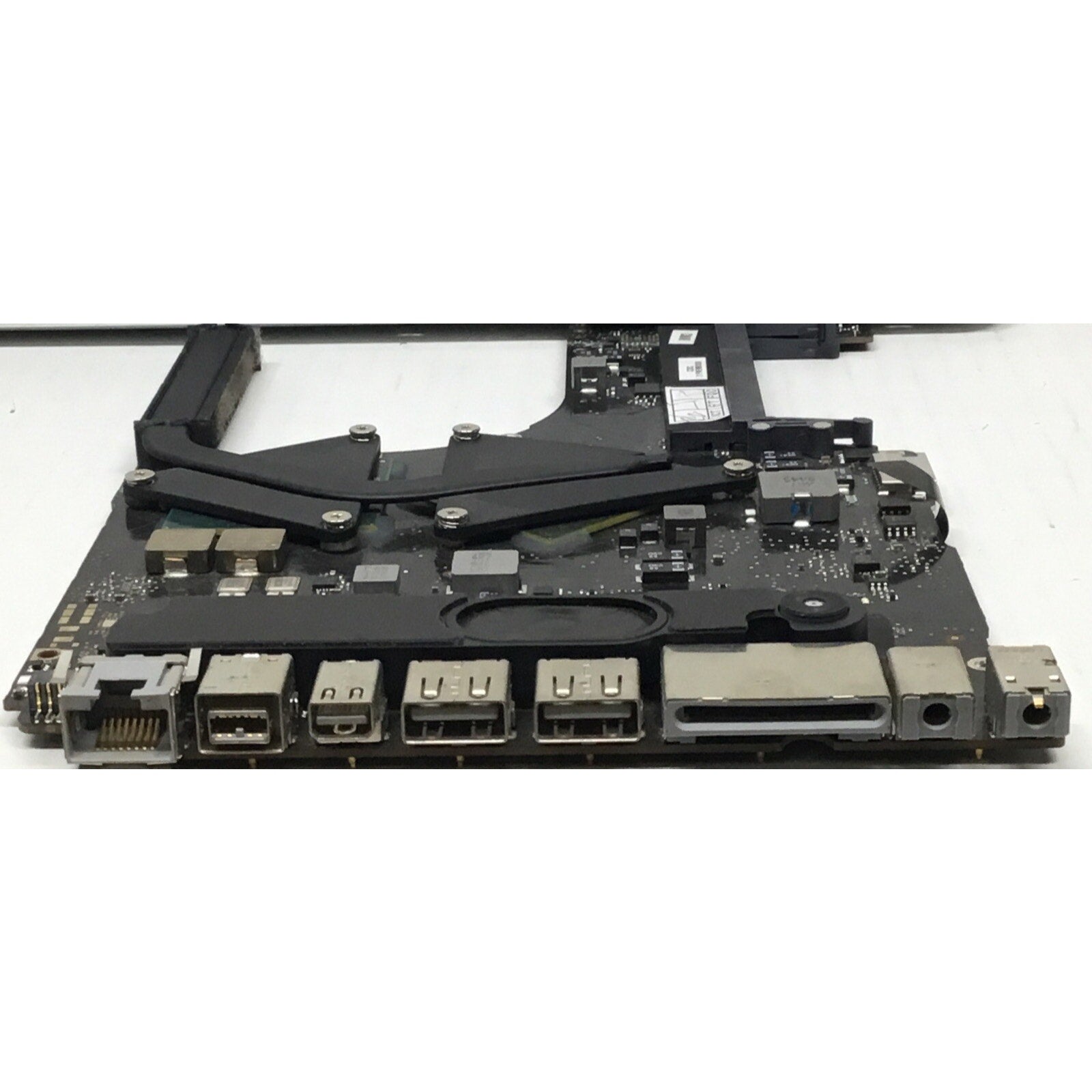 MACBOOK PRO 15" A1286 LOGIC BOARD 820-2533-B