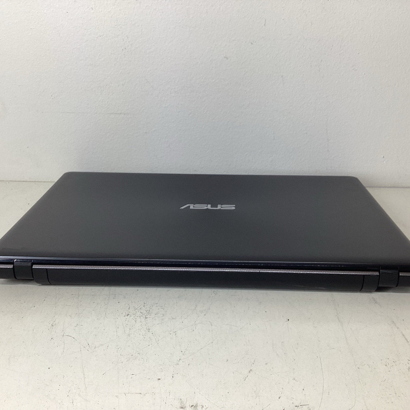 ASUS X550LA-SI50402W Laptop 15.6" Intel Core i5-4200U No RAM or HDD - For Parts