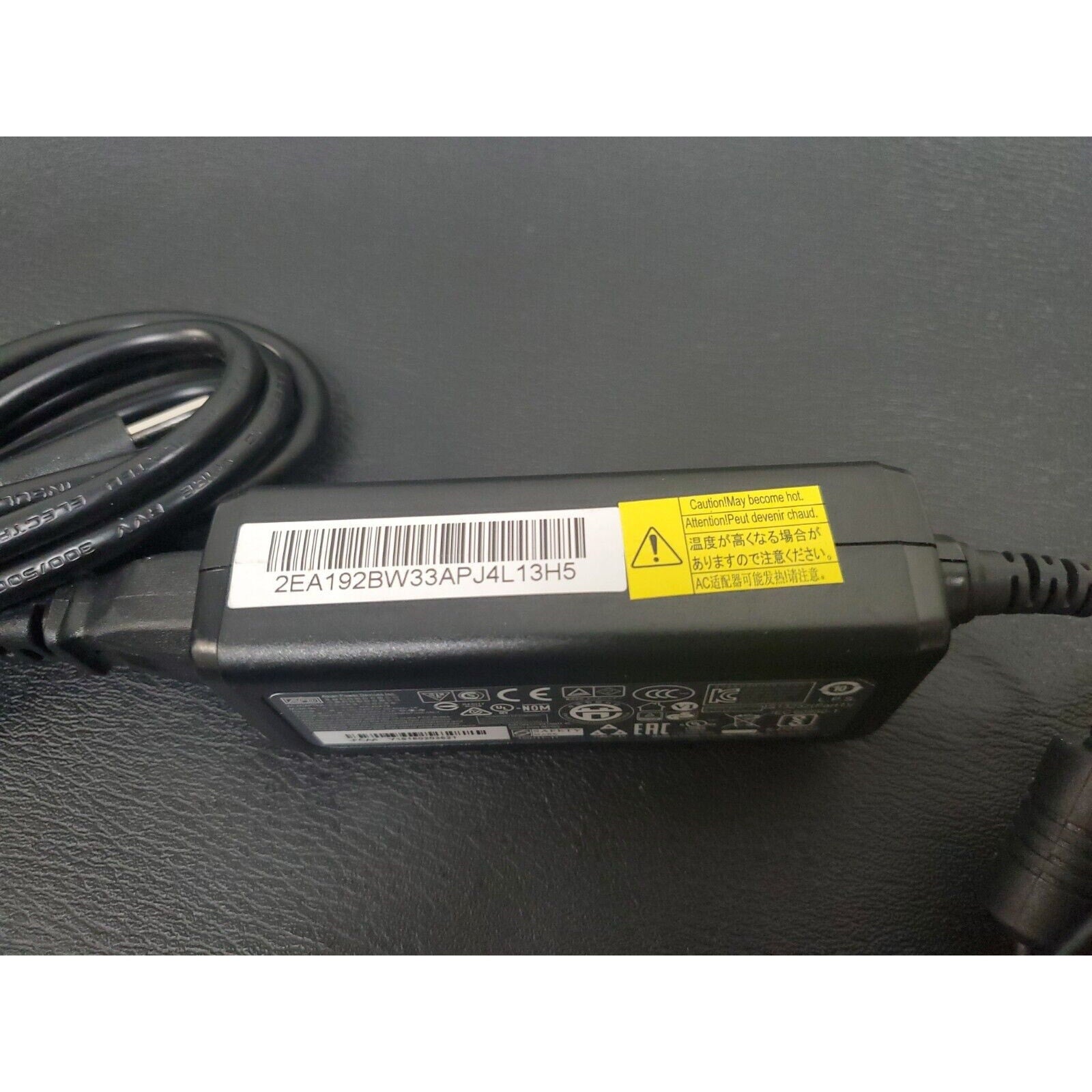 ORIGINAL AC Adapter Charger Power Cord for Asus APD DA-40A19 Y18160203621