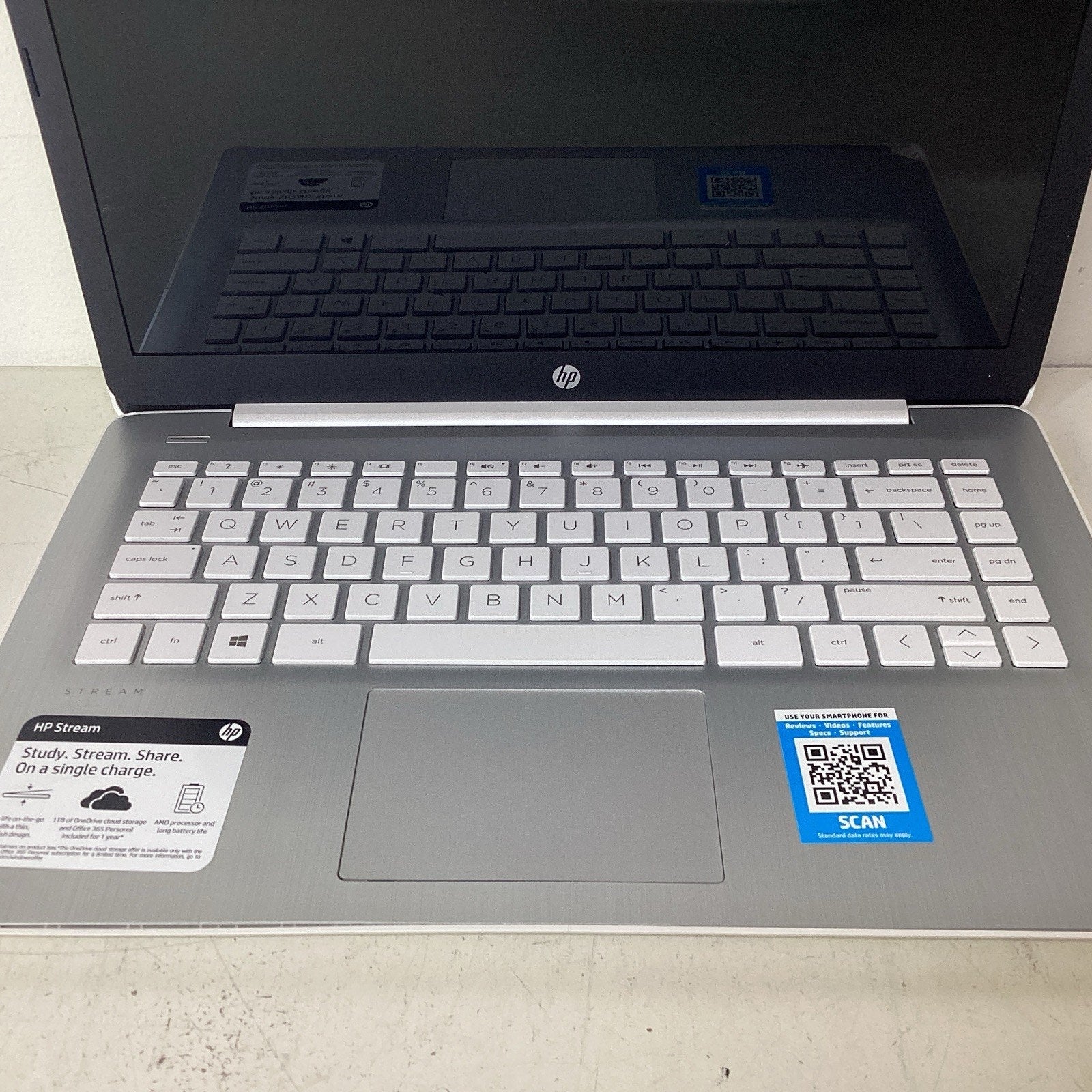 HP Stream 14-ds0061cl 14" Laptop AMD A4-9120e 4GB RAM 32GB eMMC - For Parts