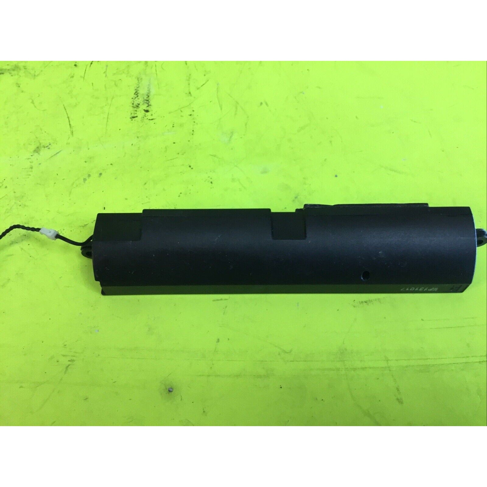 HP Pavilion 20-b013w 20-014 All-in-one Desktop Right & Left Speakers 135