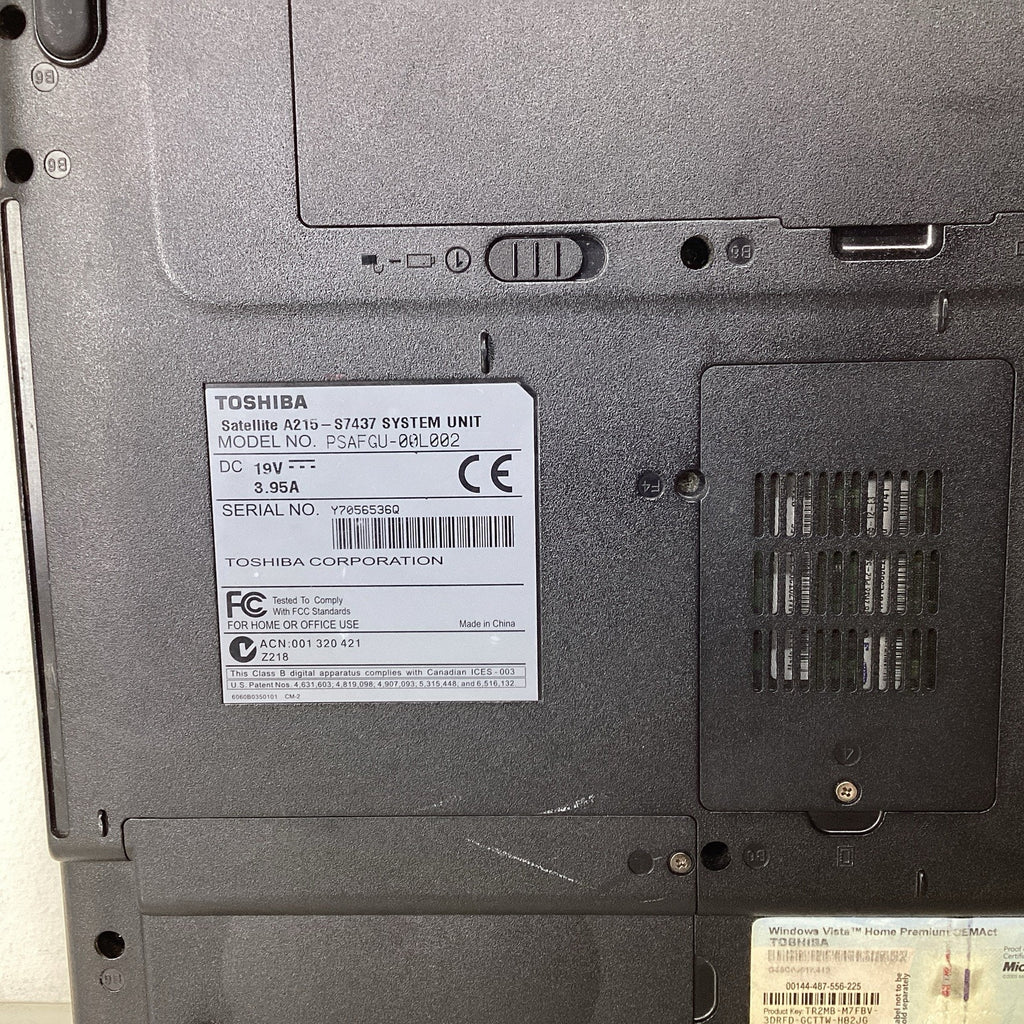 Toshiba Satellite A215-S7437 Laptop AMD Turion 64 X2 2GB RAM 120GB SSD-For Parts