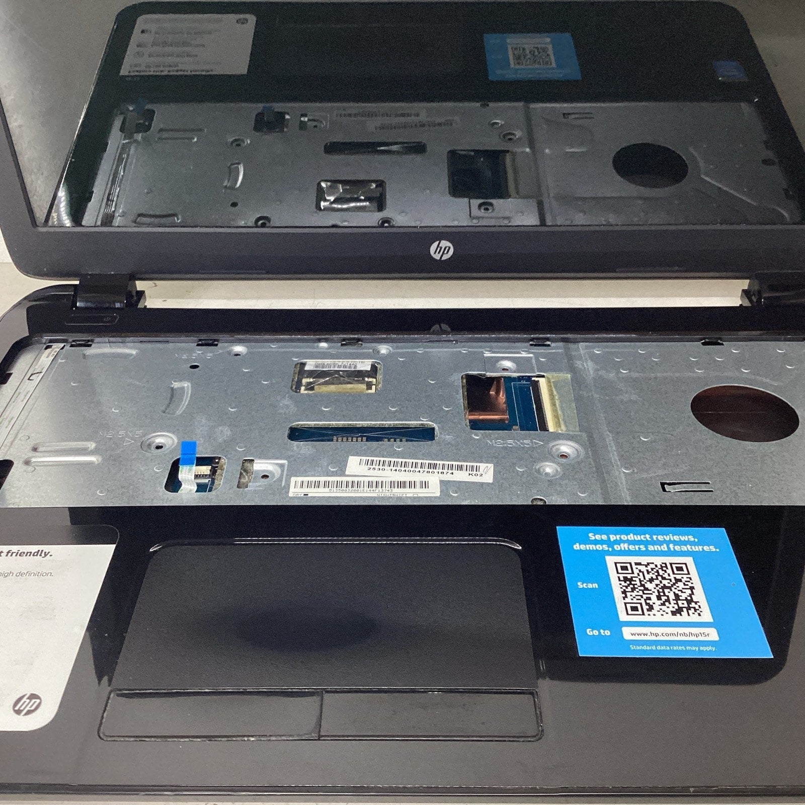 HP 15-R011DX 15" Laptop Intel Pentium Missing Parts Read - For Parts