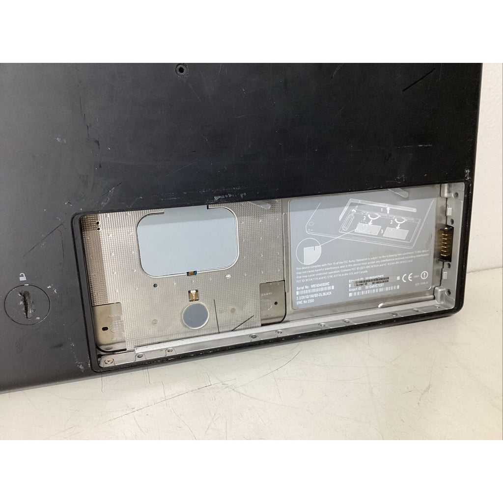 Black Apple MacBook A1181 Laptop 13.3" Intel Core Duo 2GB RAM No Batt-For Parts