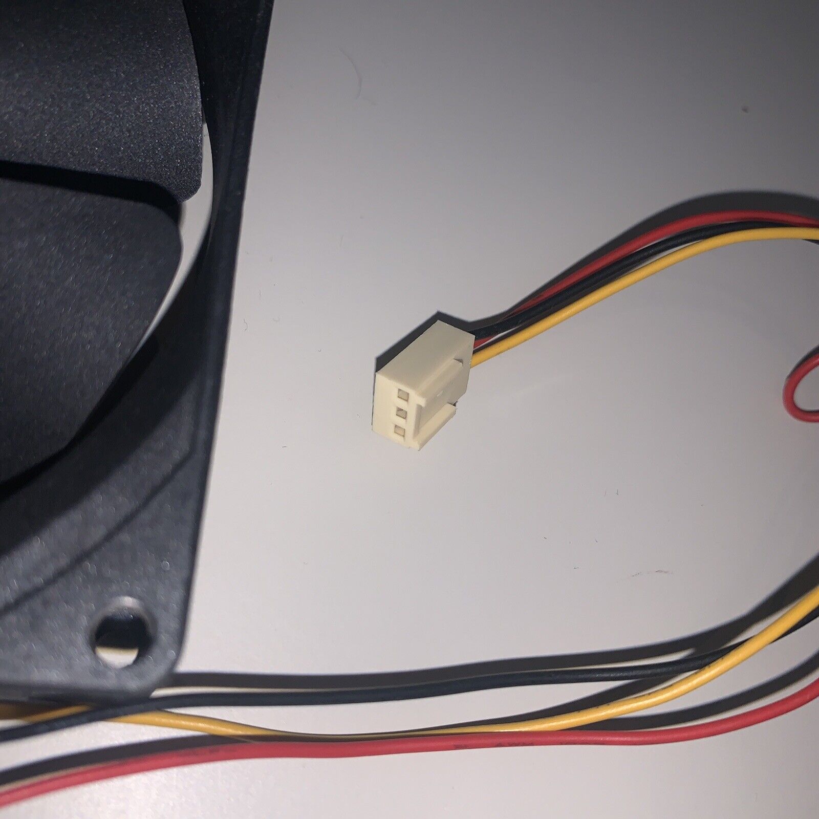 SUNON KD1209PTB2 92mm x 92mm x 25mm Ball Bearing Fan, 3Pin