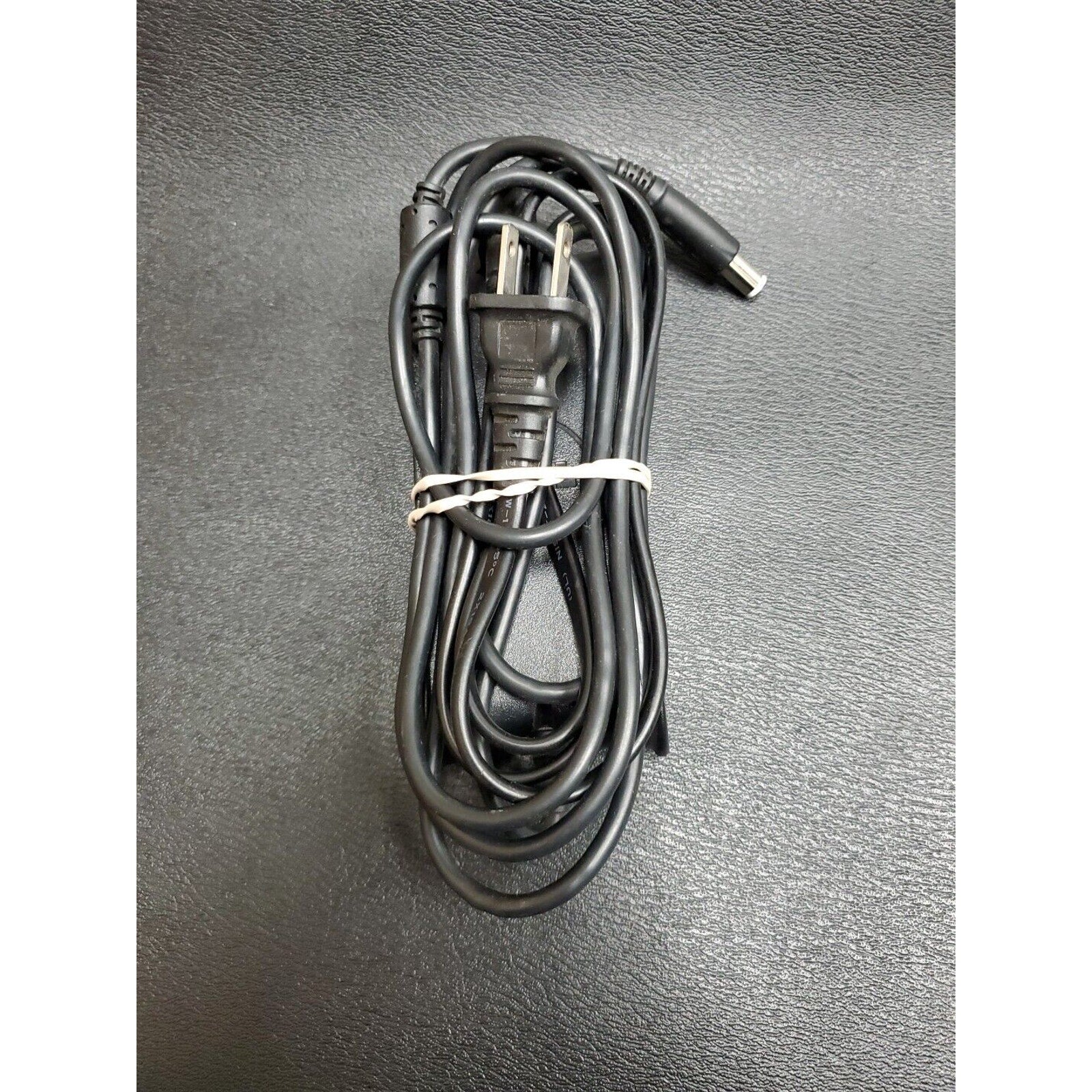 Genuine Dell AC/DC Adapter DA65NS0-00 CF745 0CF745 19.5V 3.34A 65W ADP-65JB C