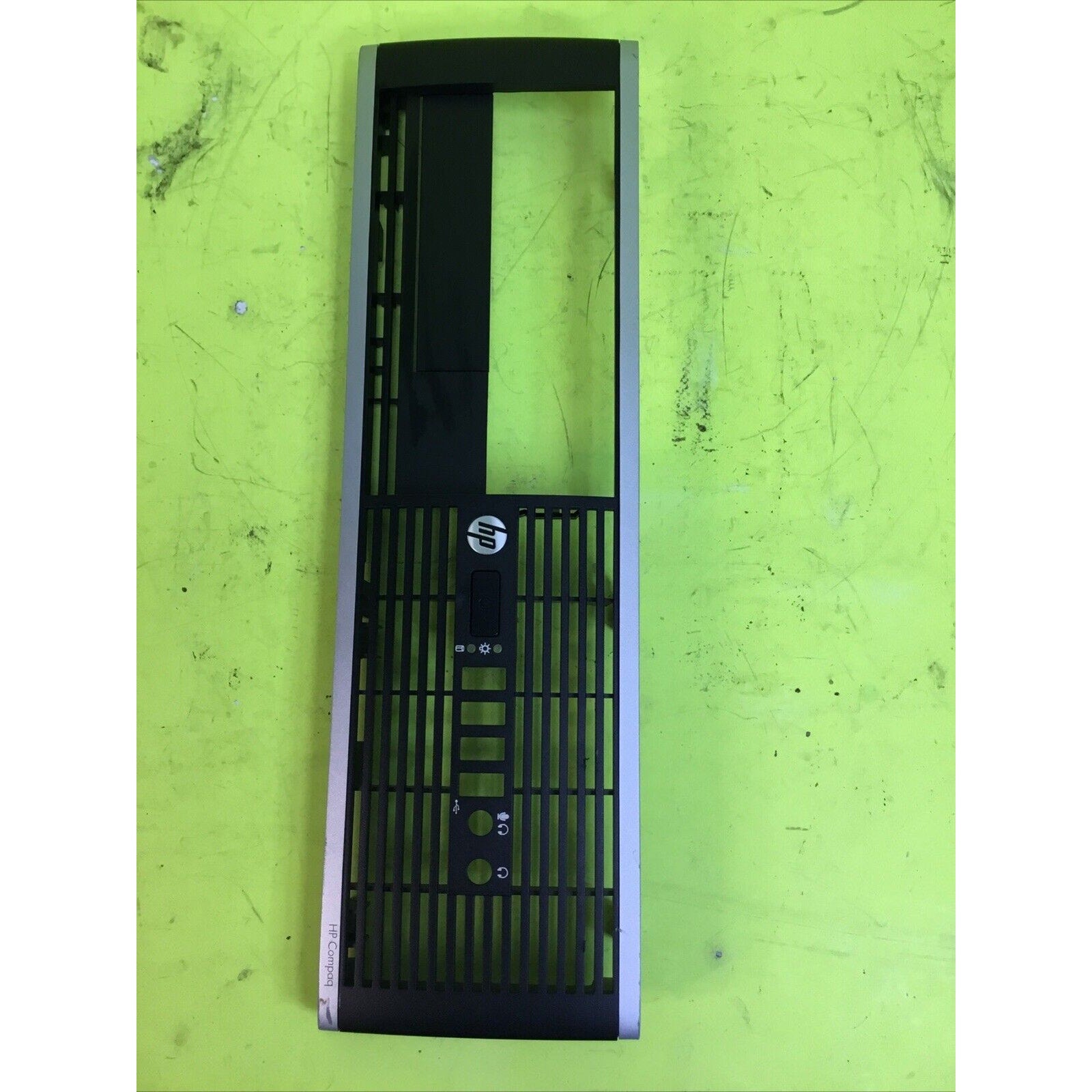HP Compaq 800 Elite SFF Desktop Computer Front Panel 452692-002 PE60054