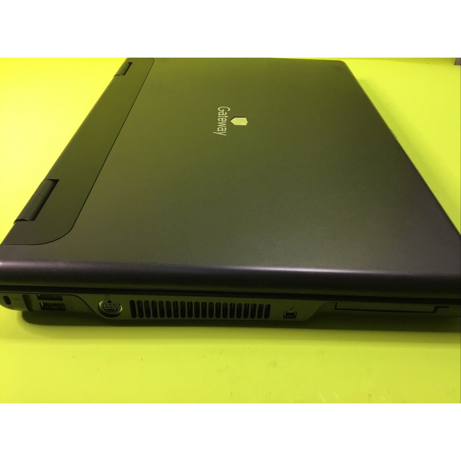 Vintage Gateway MX8739 Laptop FOR PARTS or REPAIR