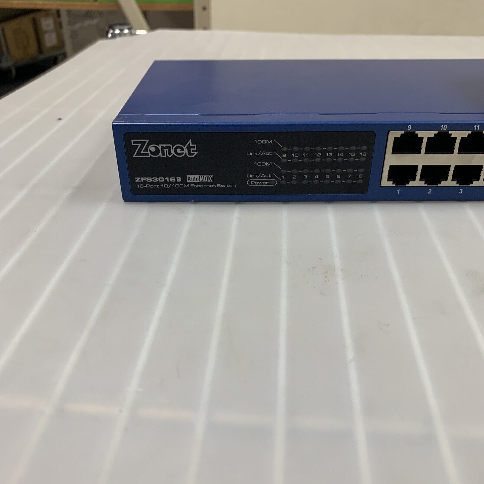 Zonet (ZFS3016B) 16-Ports External RJ45 Ethernet Switch