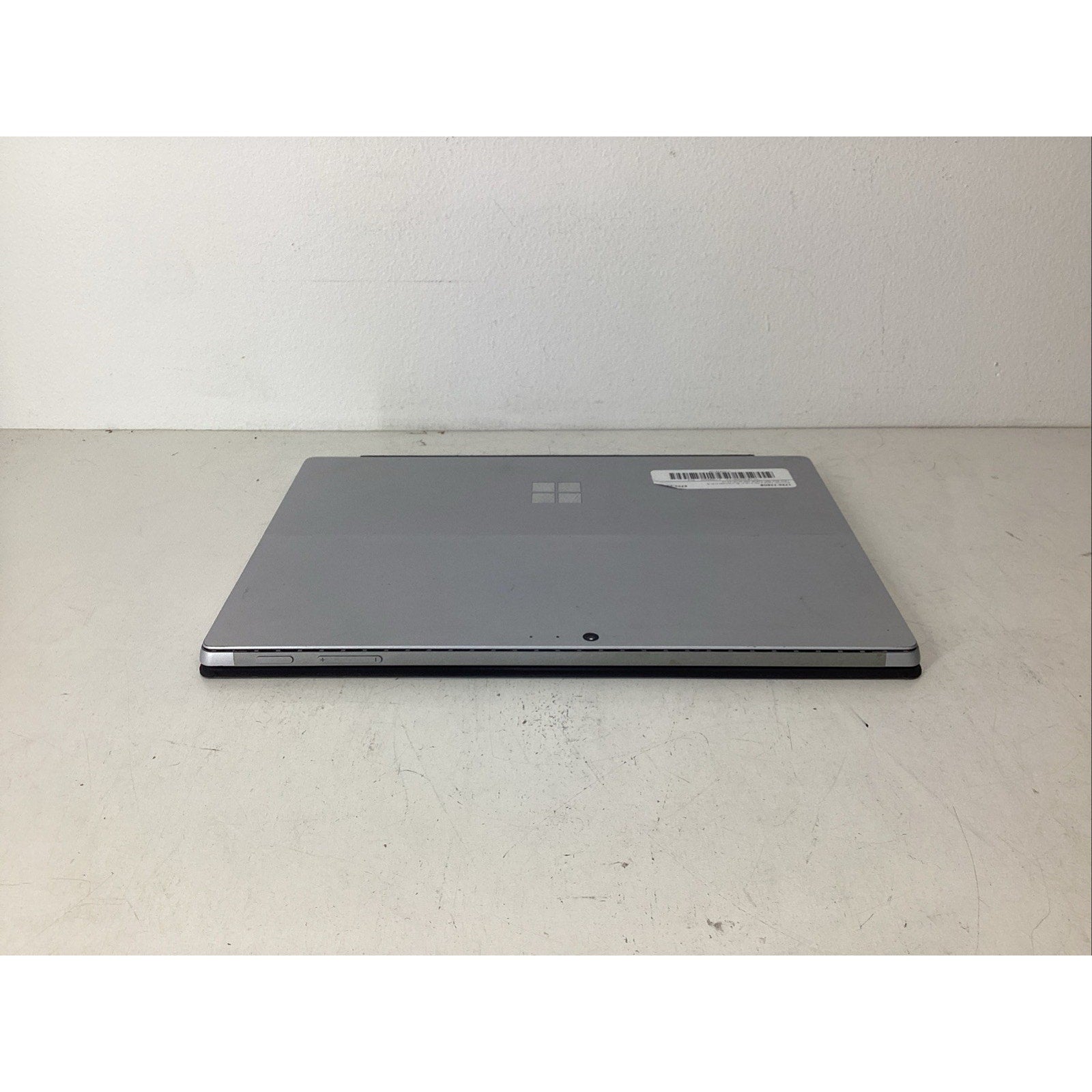 Microsoft Surface Pro 5 1796 12.3" Intel i5-7300 4GB RAM 128GB SSD Win 10