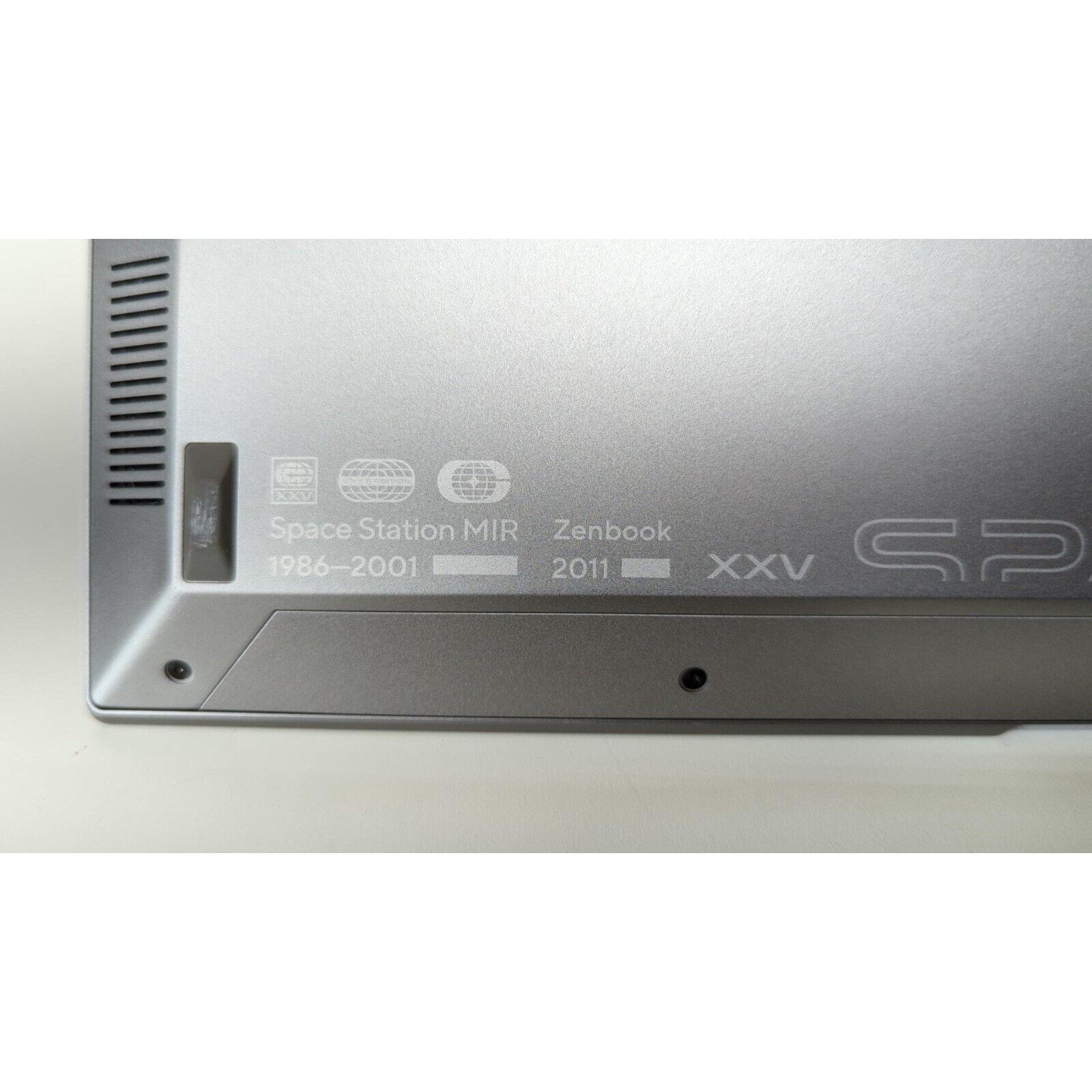 Asus Zenbook 14X OLED Space Edition i9-12900H 32GB RAM 1TB SSD - UX5401ZAS-XS99T