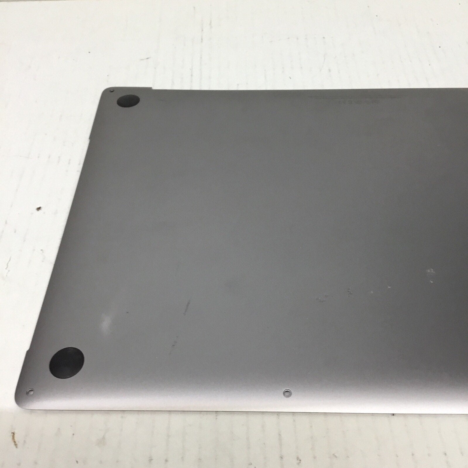 613-06939-A MacBook Pro 15 2018 2019 A1990 Bottom Case Cover Silver Genuine
