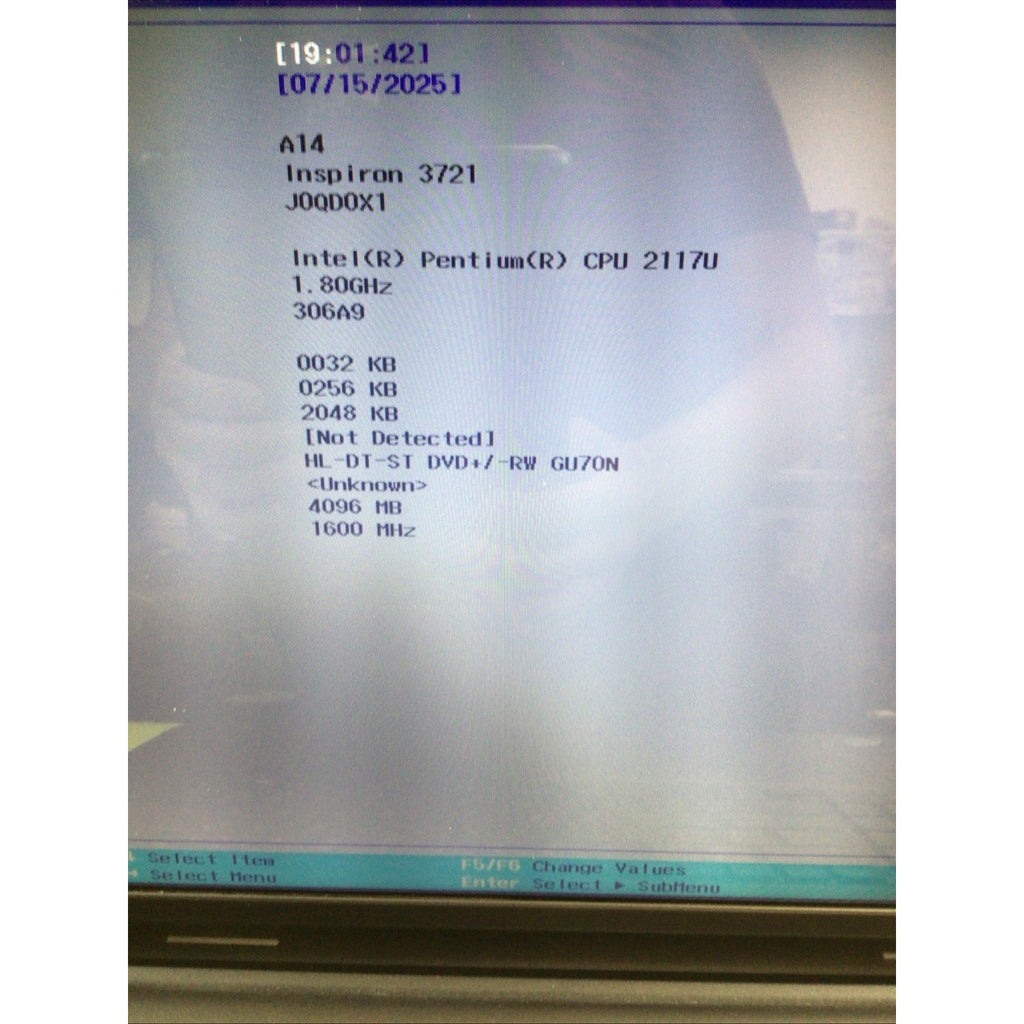 Dell inspiron 17-3721 17.3” Pentium 2117u 4GB RAM Laptop FOR PARTS or REPAIR