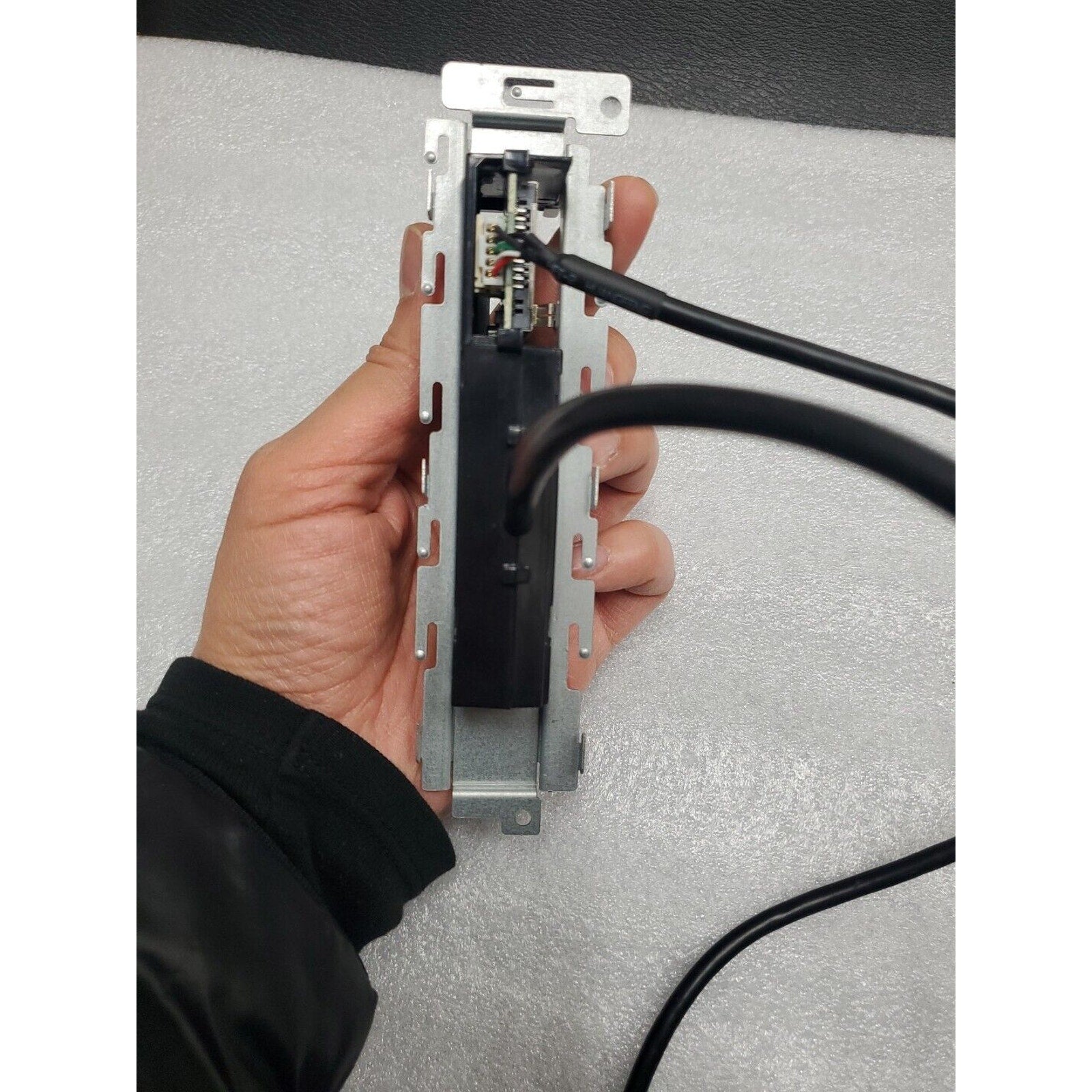 Genuine Dell Inspiron 3847 Front I/O USB 2 Audio Card Reader 0JVJ52 03P7PT