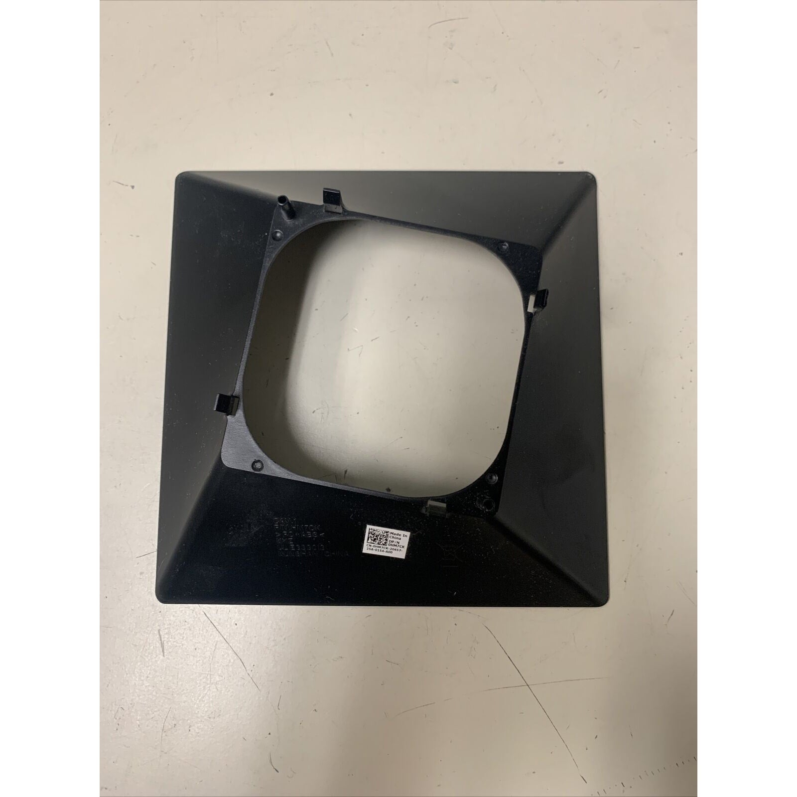 Dell HM7CK, CN-0HM7CK-20657-39C-41W3-A00 Inspiron Fan Shroud