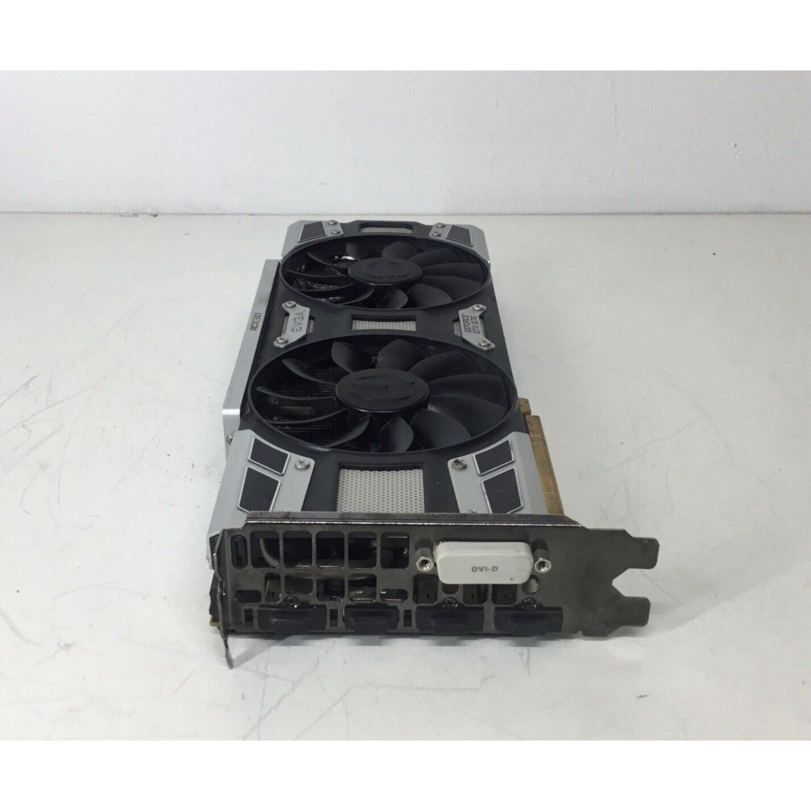 EVGA GeForce GTX 1070 SC 8GB GDDR5 Graphics Card 08G-P4-6173-KR - For Parts