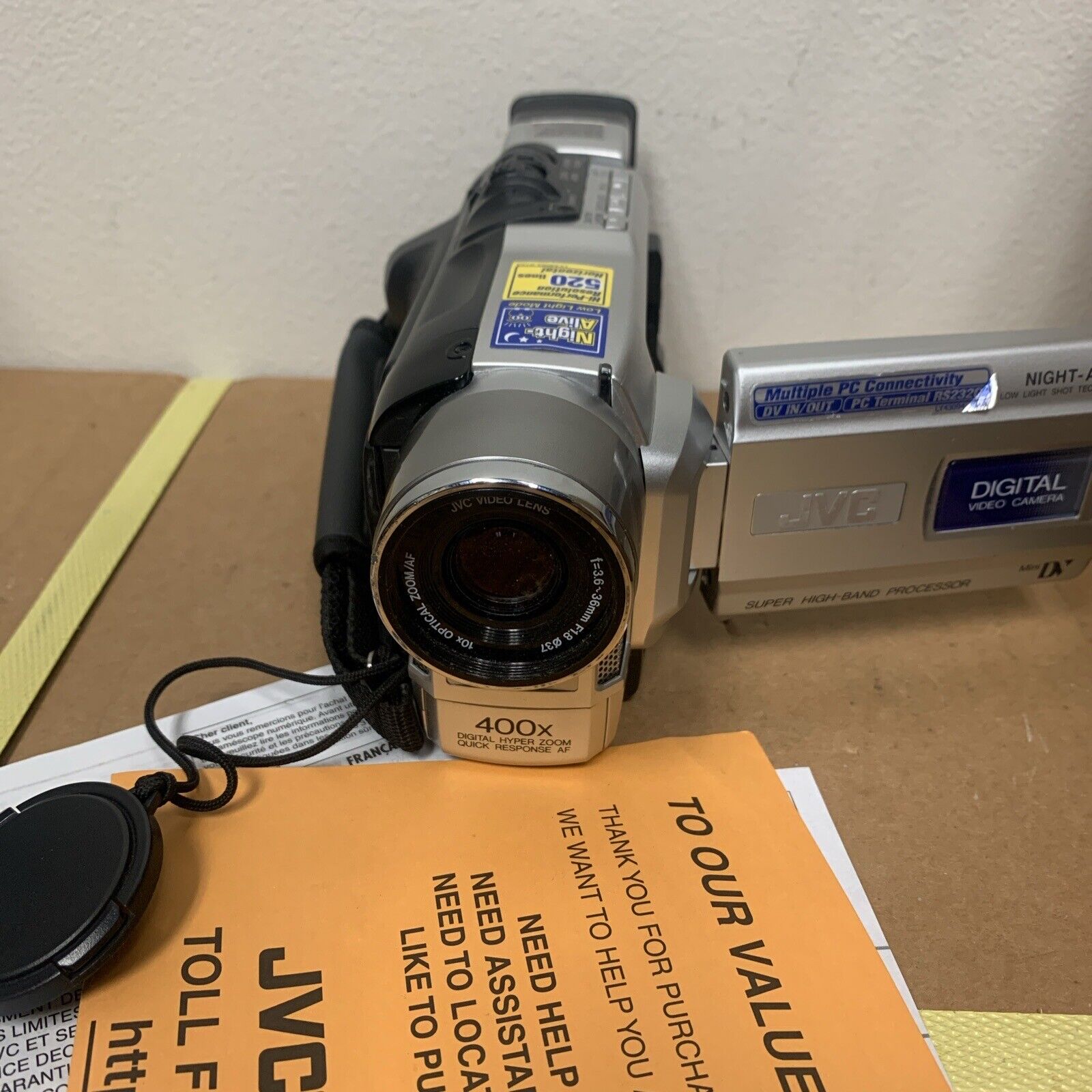 JVC GR-DVL210U Mini DV Digital Video Camera - As-Is/Unknown - No Power Cable