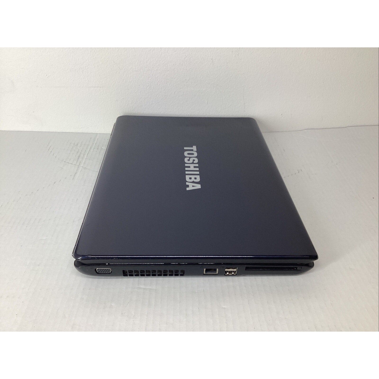 Toshiba Satellite L305-S5894 Intel Pentium Dual-Core 160GB HDD No RAM-For Parts