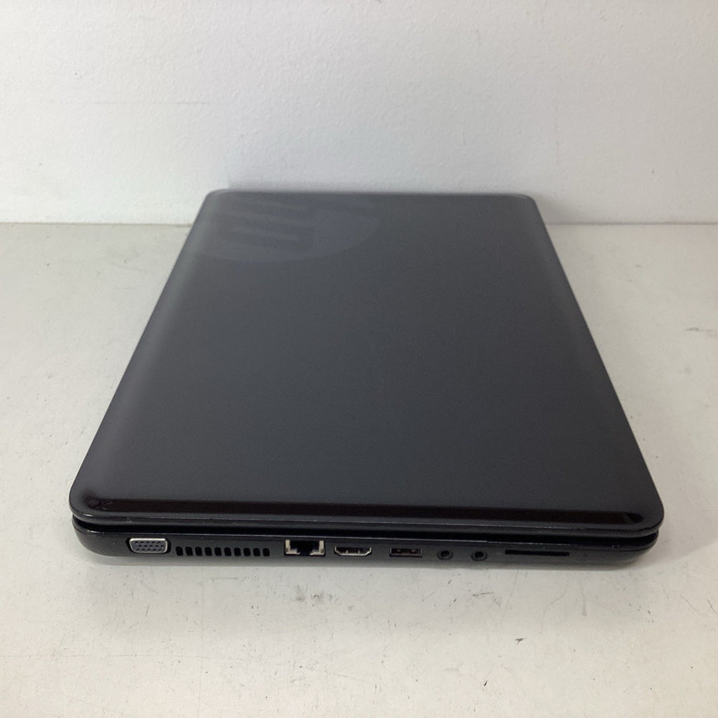 HP 2000-2c29NR 15" Notebook PC 4GB RAM 240GB HDD - For Parts (Missing Parts)