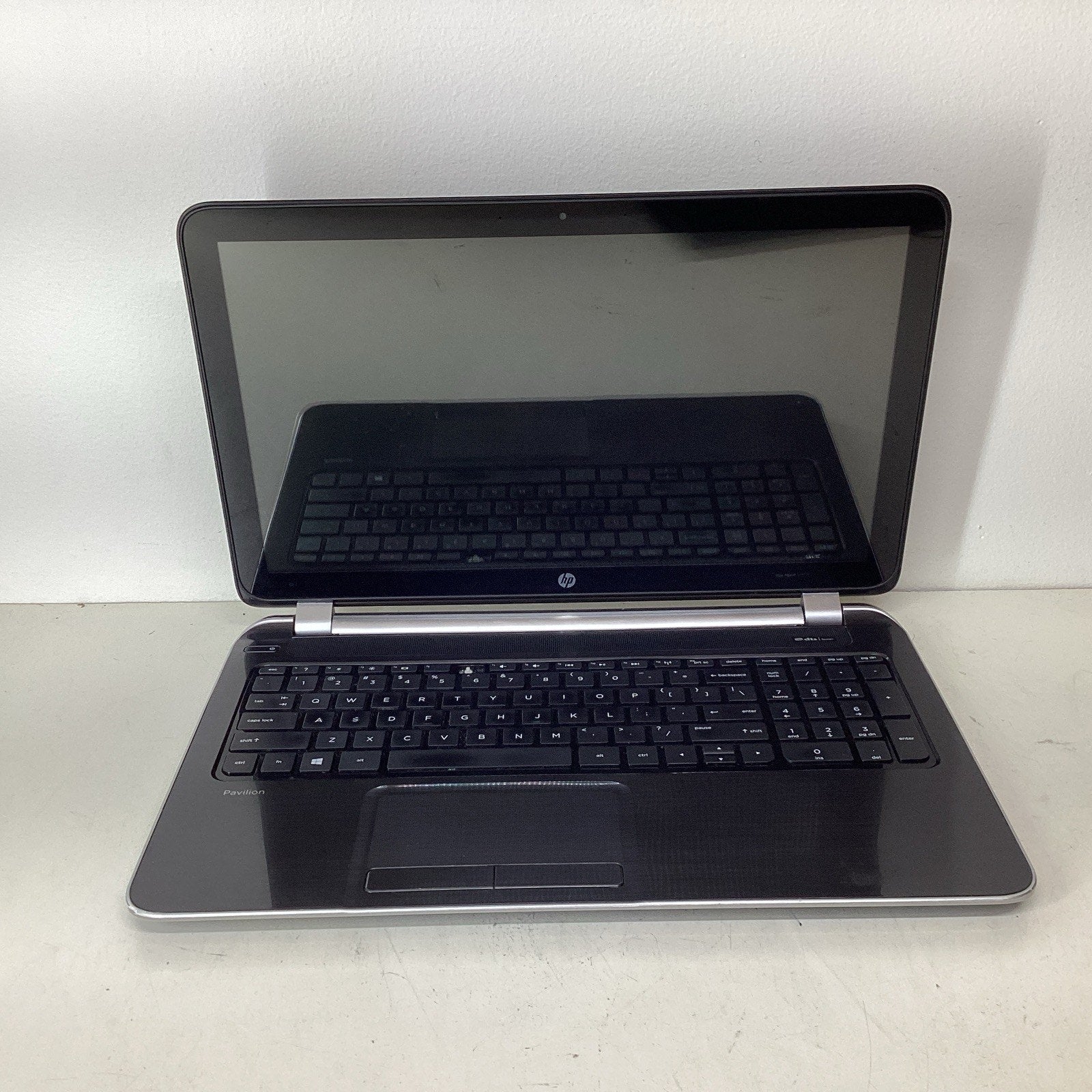 HP Pavilion 15-n210dx 15.6" Laptop AMD A8 8GB RAM No Boot Device - For Parts