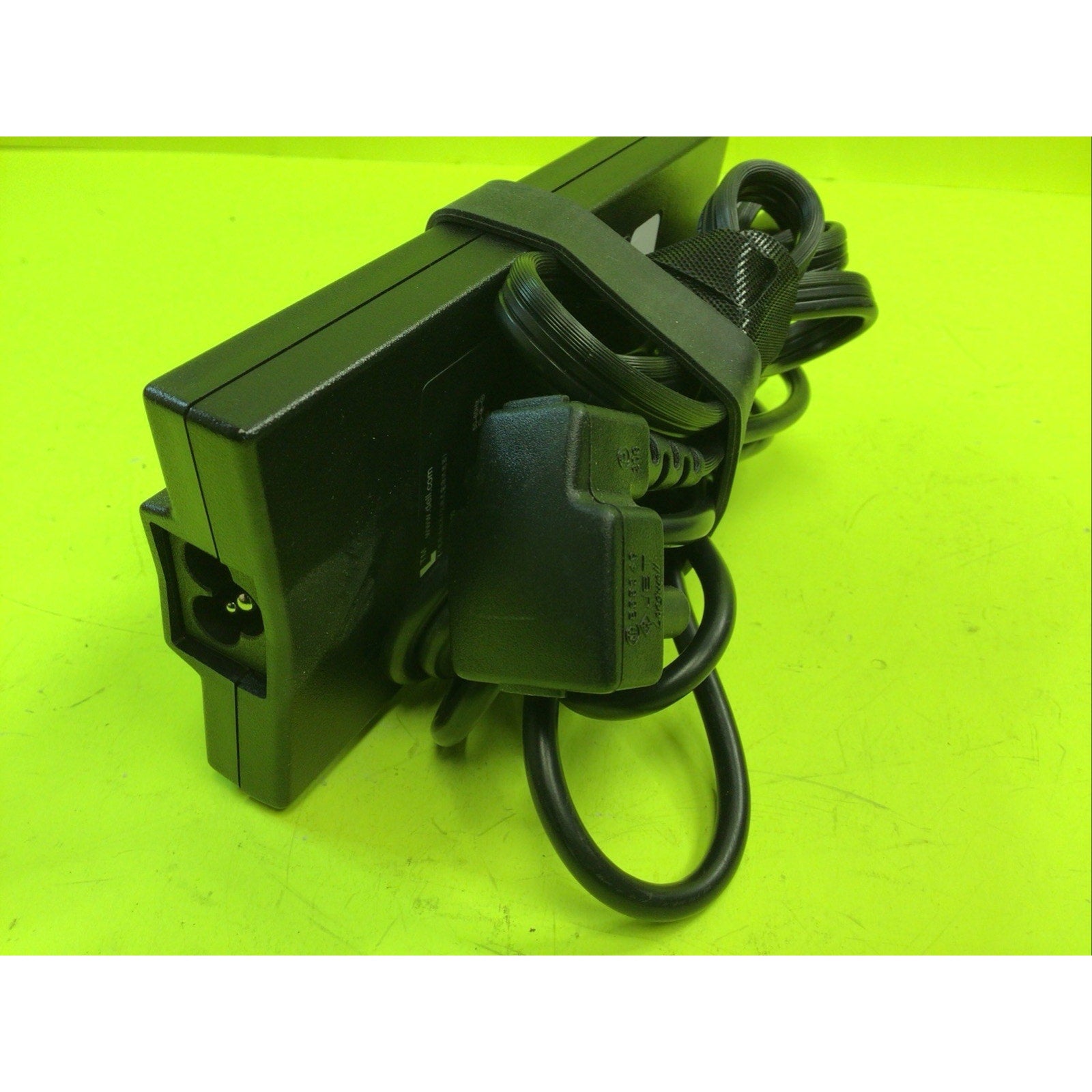 Dell 90W 19.5V AC Power Adapter Charger 0WTC0V