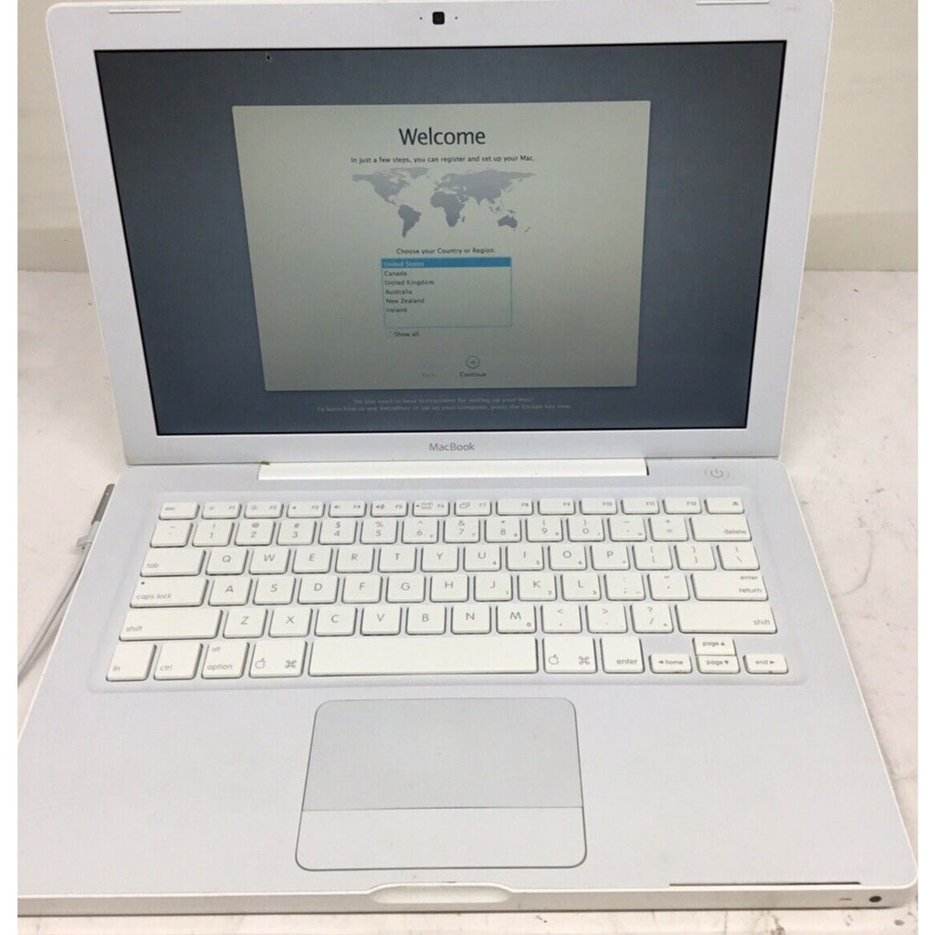 Apple Macbook 13" A1181 Early 2007 Core 2 Duo 2.10 GHz 1GB RAM W/ Charger Bundle