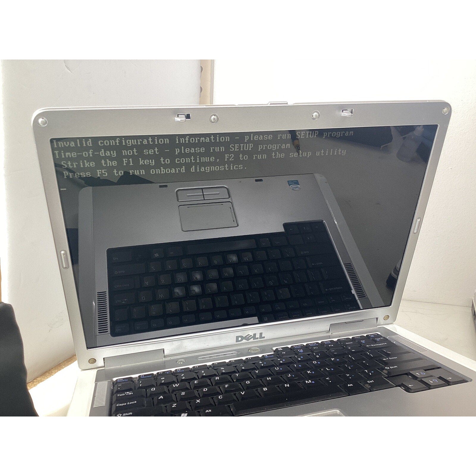 Dell Inspiron 6400 Intel Core Duo 1GB RAM 160GB HDD - Parts Only