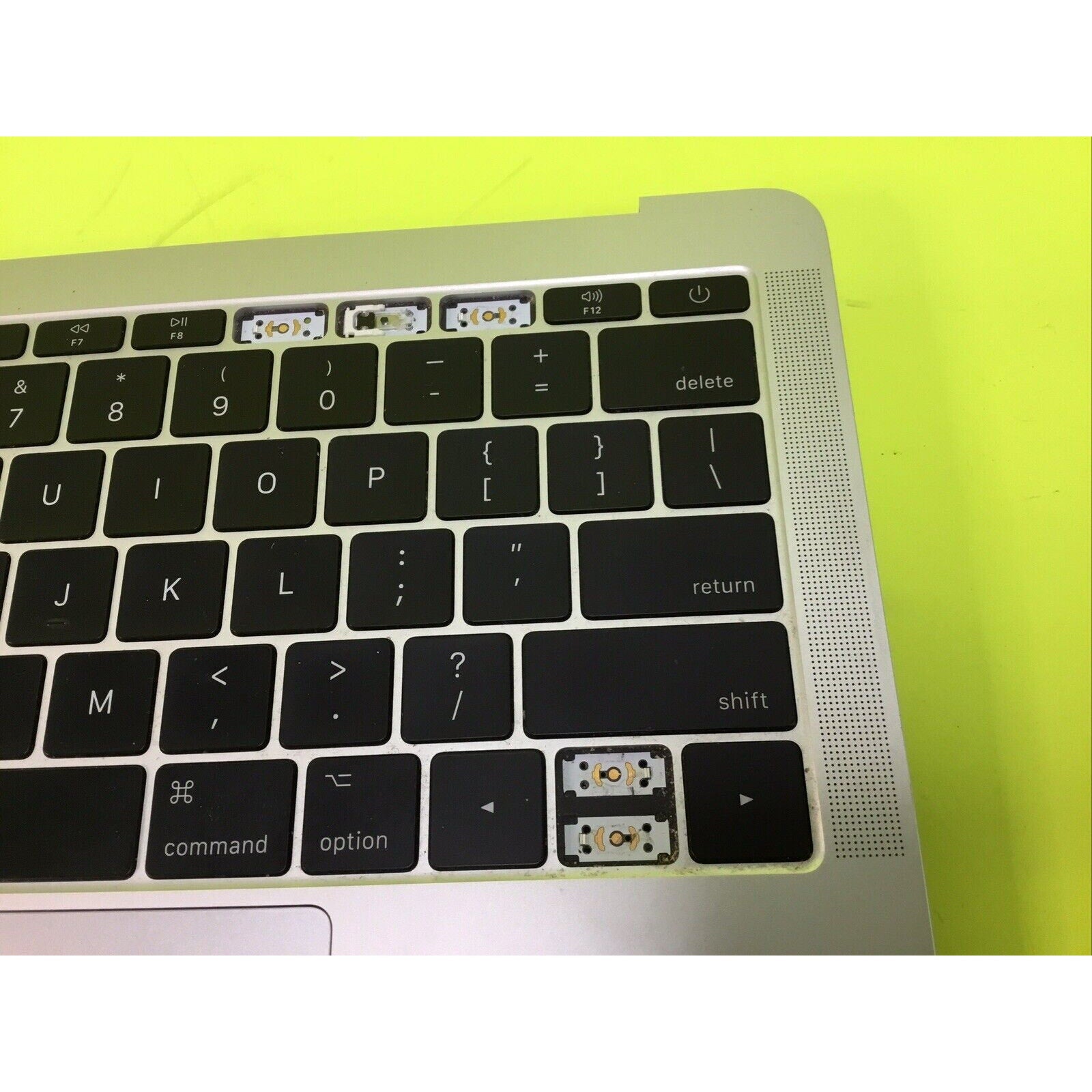 FOR PARTS Apple MacBook Pro 13" A1708 2016 Palmrest Trackpad Keyboard or RECYCLE