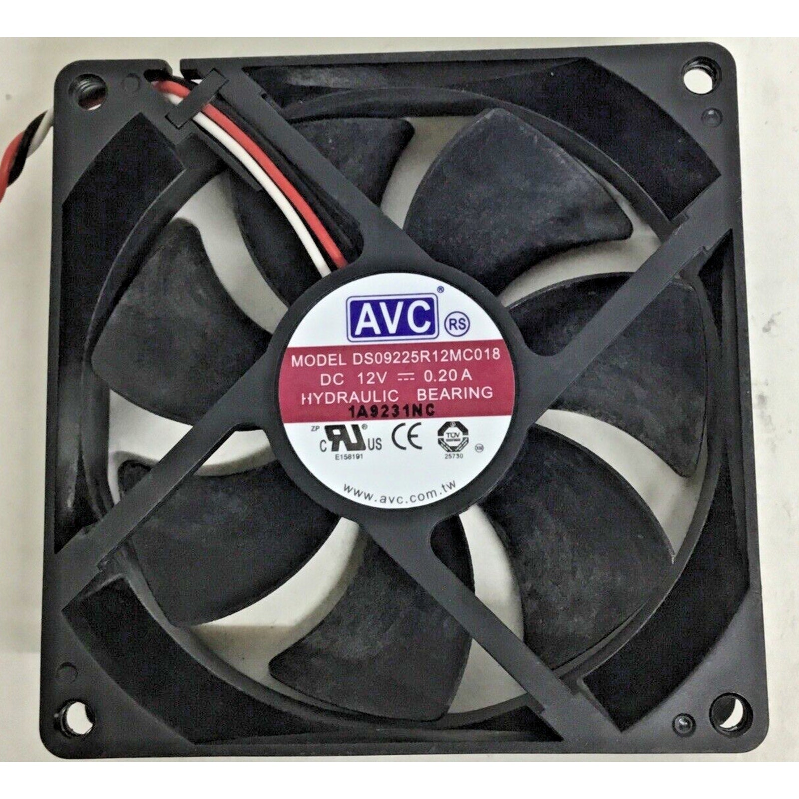 AVC DS09225R12MC018 Cooling Fan DC 12V - 0.20A