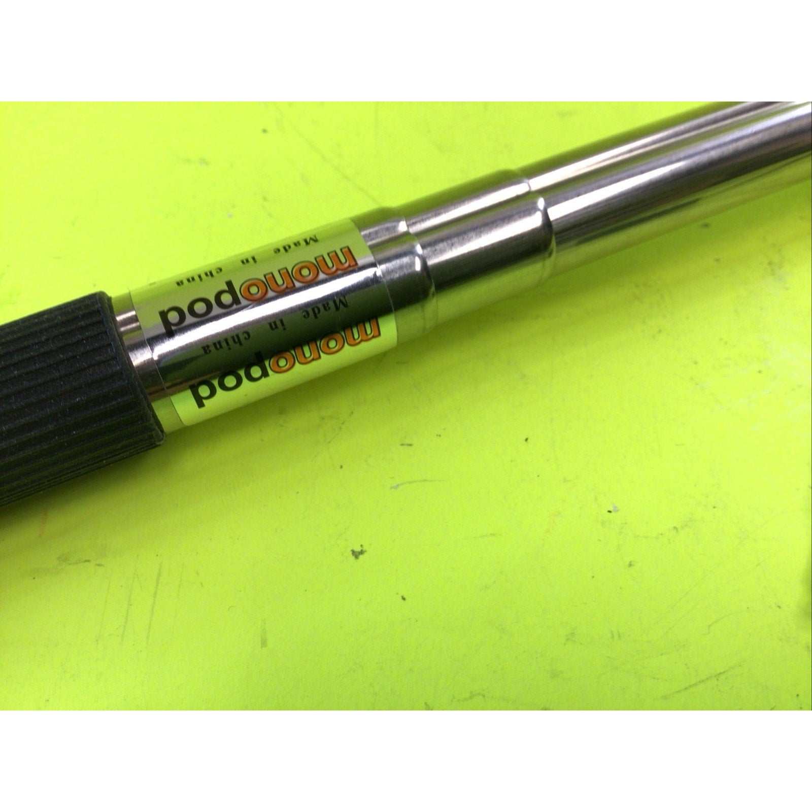 Monopod Extendable Selfie Stick with 3.5mm Jack Cable