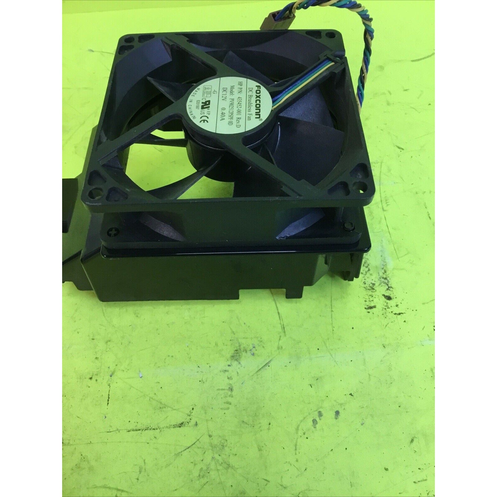 Foxconn PV902512PSPF 92mm x 25mm HP DC5700s DC5850 CPU Fan w/Shroud 4 Pin B130