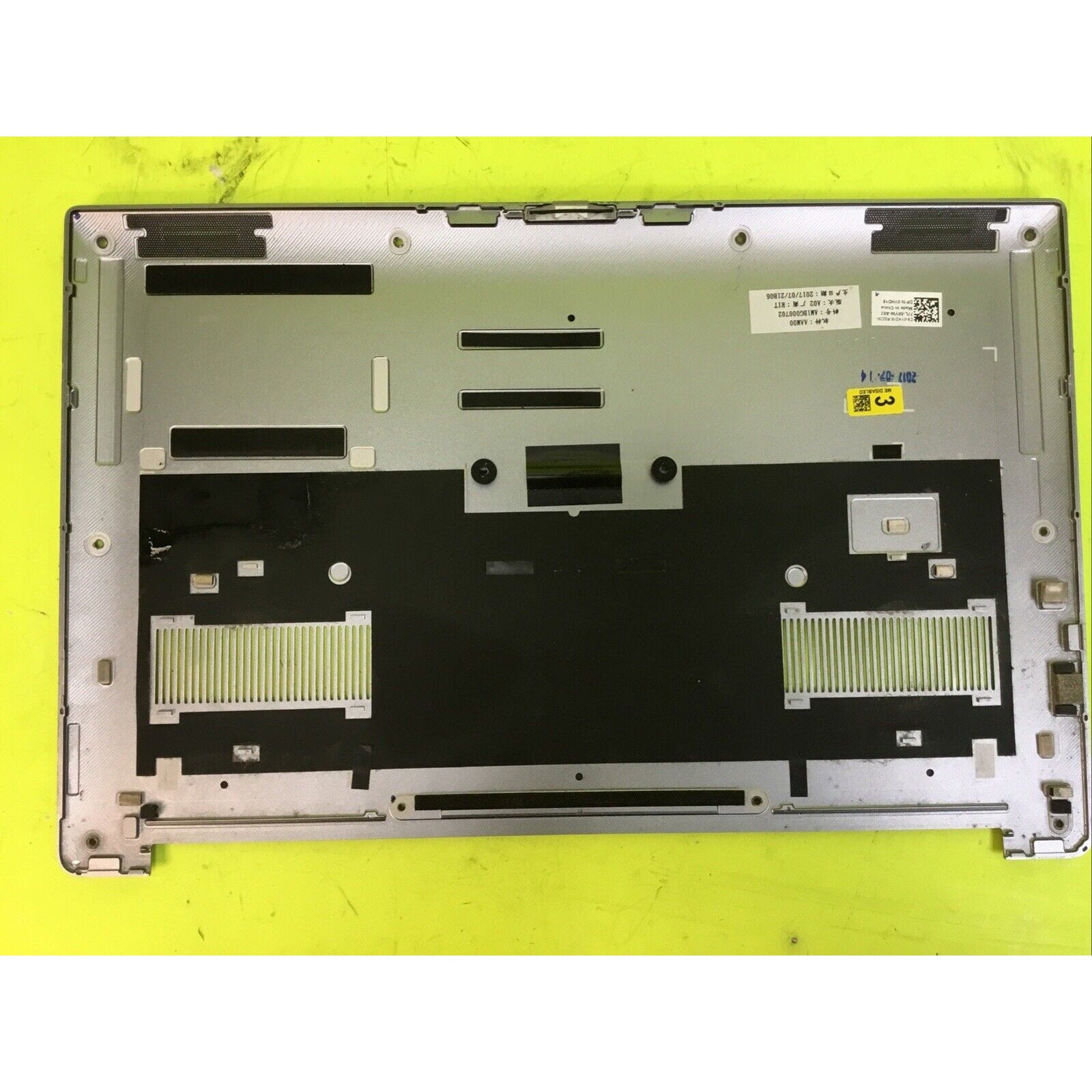 OEM Dell Precision 15" ( 5520 ) Bottom Base Metal Cover Assembly HUC29 YHD18