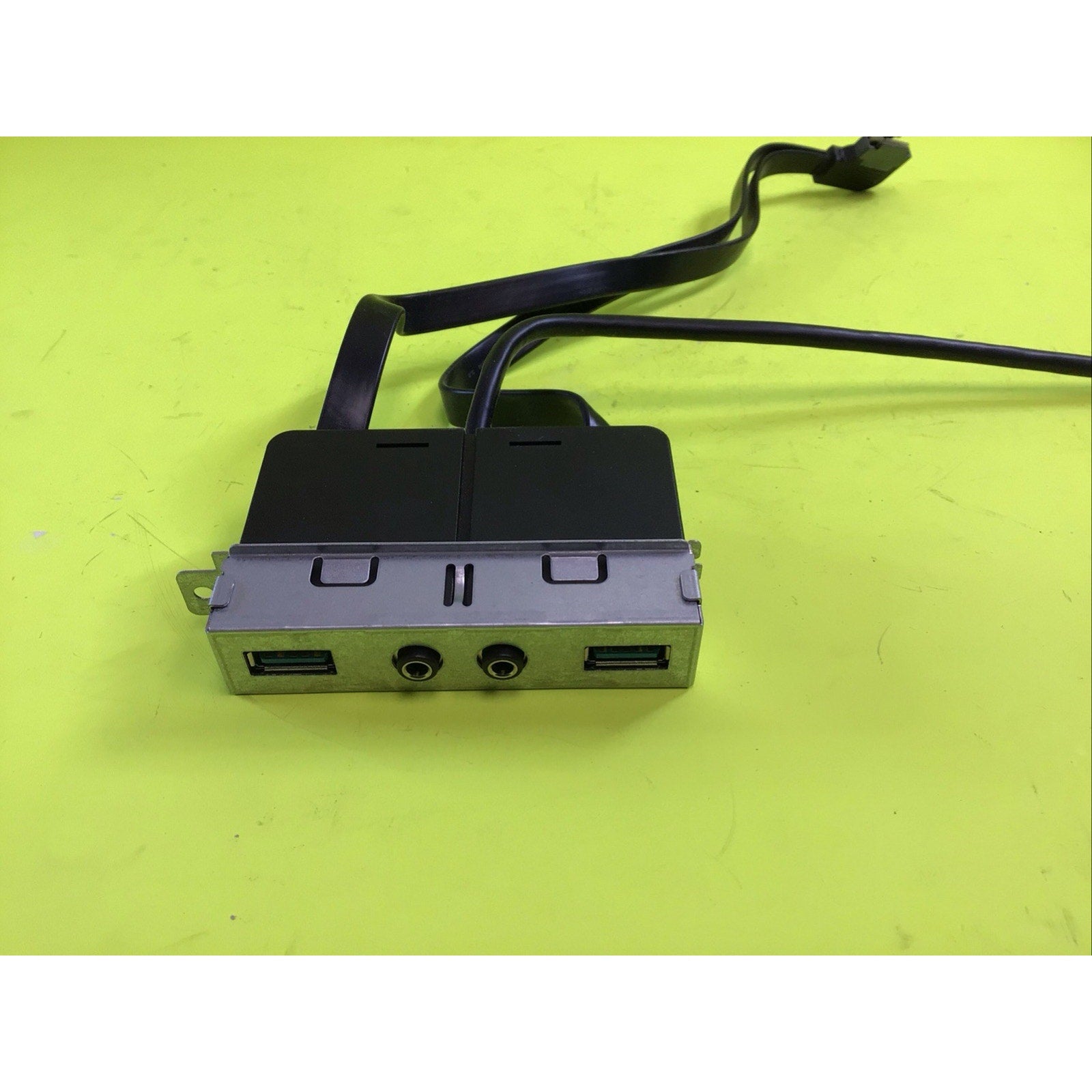 Lenovo Thinkcentre M93p MT Tower PC USB 3.0 & Audio Front Panel FRU 54Y9375