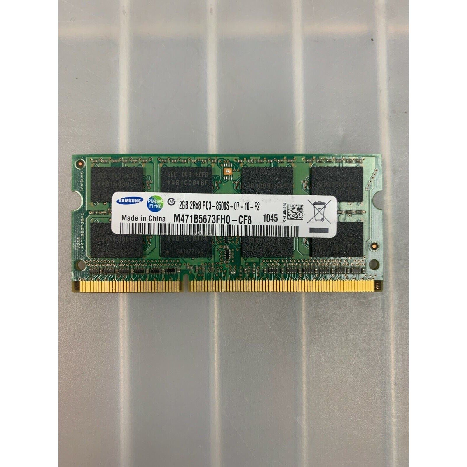 Samsung PC3-8500 2 GB SO-DIMM 1066 MHz PC3-8500 DDR3 Memory M471B5673FH0-CF8 #A2