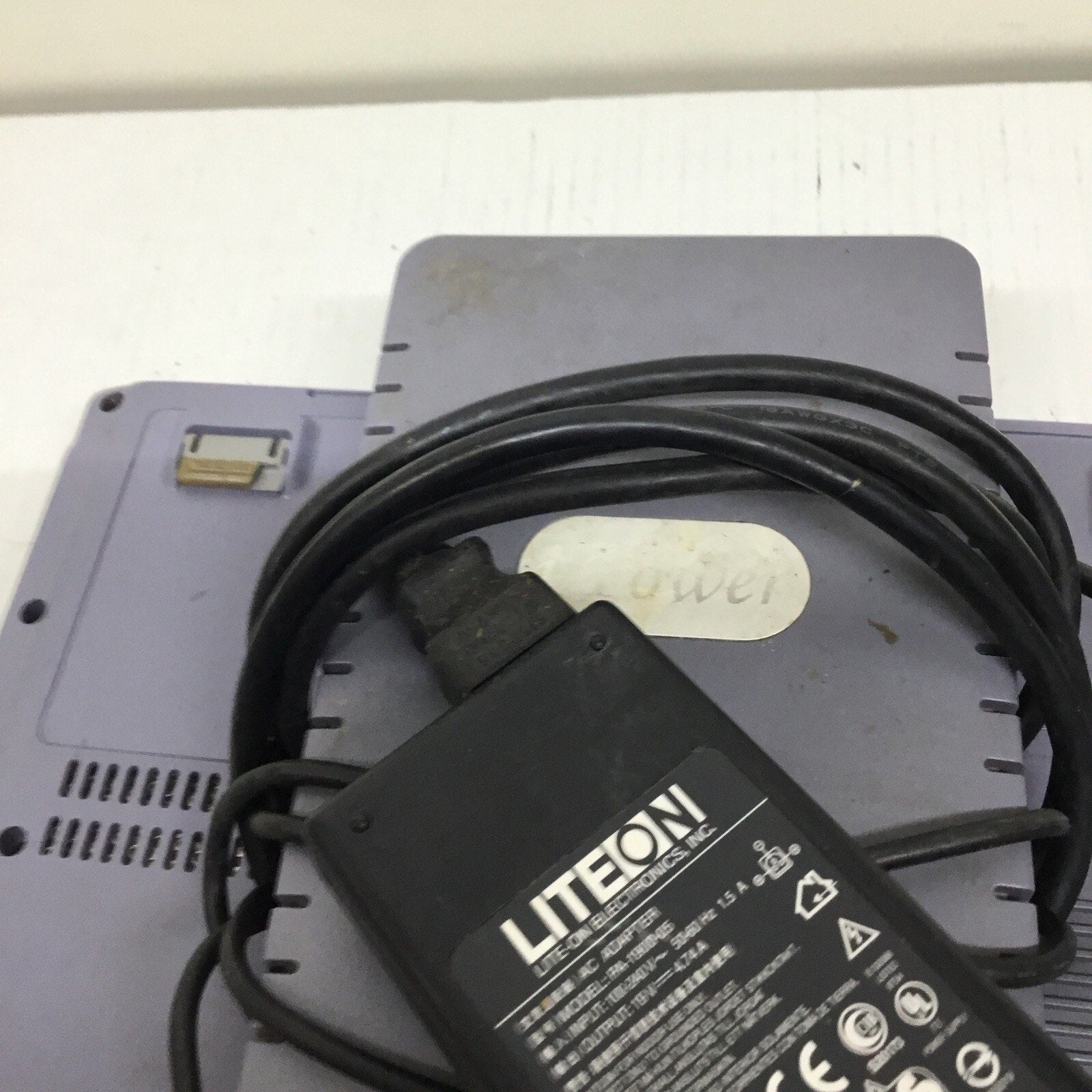 iBuddie 4 Vintage RARE Laptop w/ Adapter Intel Pentium 4 512MB Ram