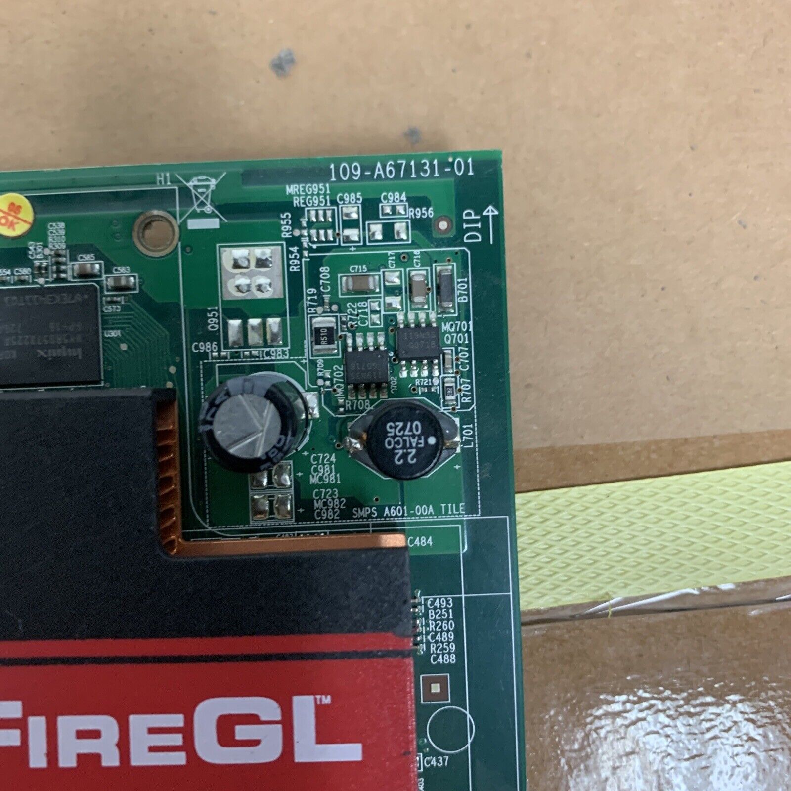 Dell ATI FireGL V3400 128MB PCIe Graphics Card 0YG666 YG666 109-A67131-01