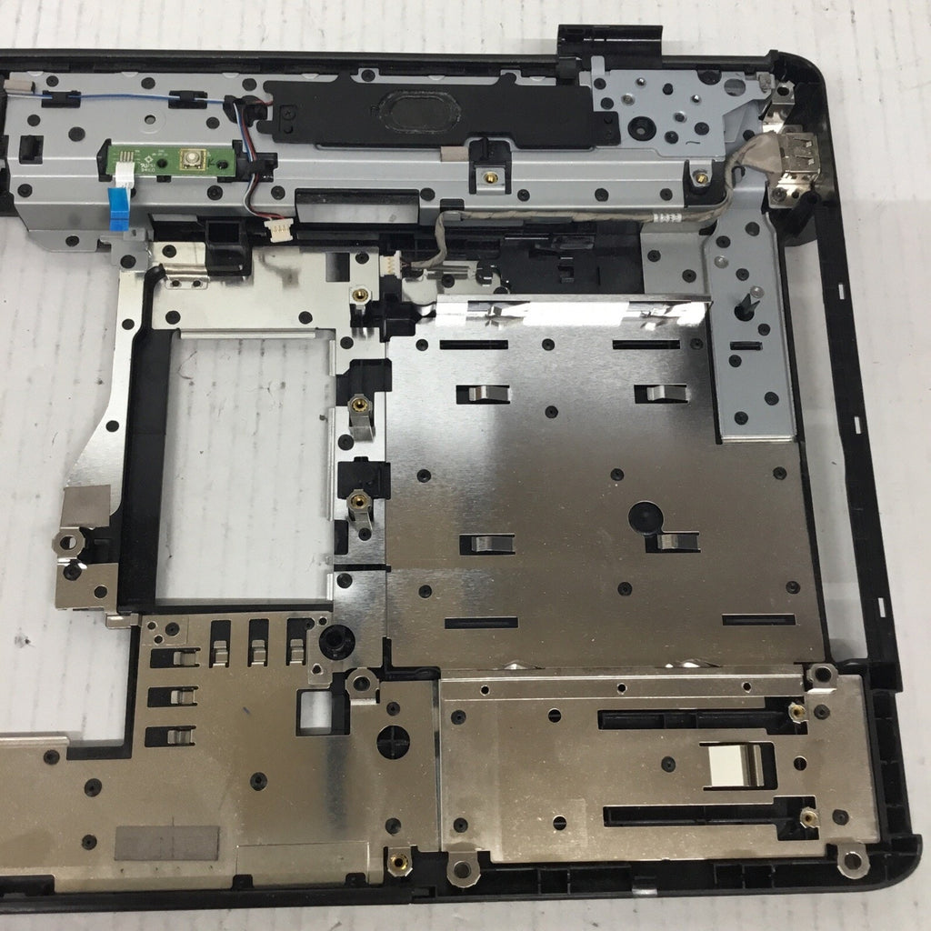 Dell Inspiron 1545 Laptop Bottom Case / Base Enclosure CN-0U499F