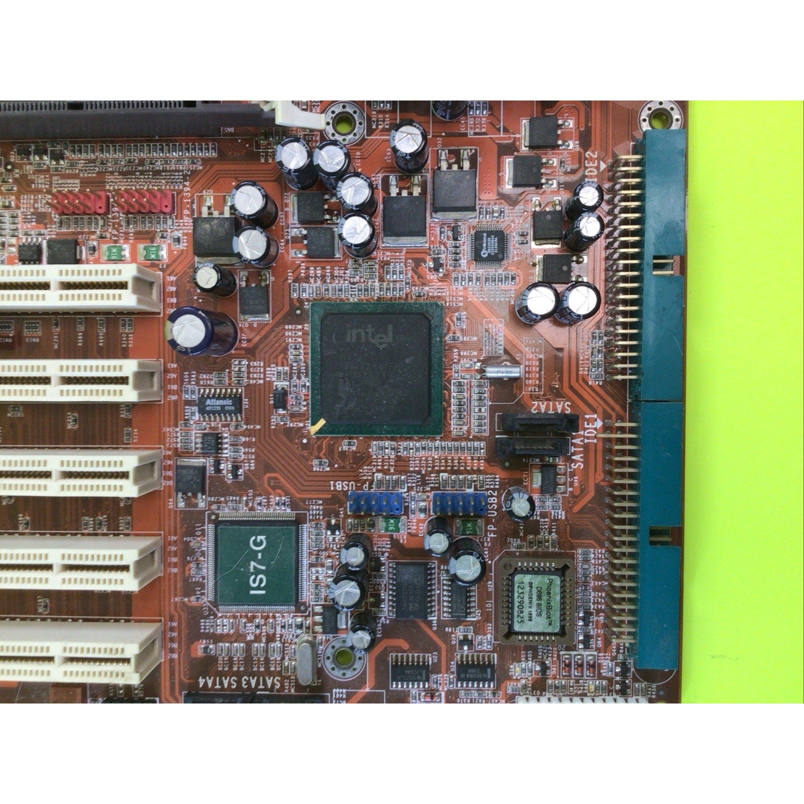 Retro Gaming Motherboard ABit-IS 7 G Pentium 4 2.80 GHz with Heat Sink