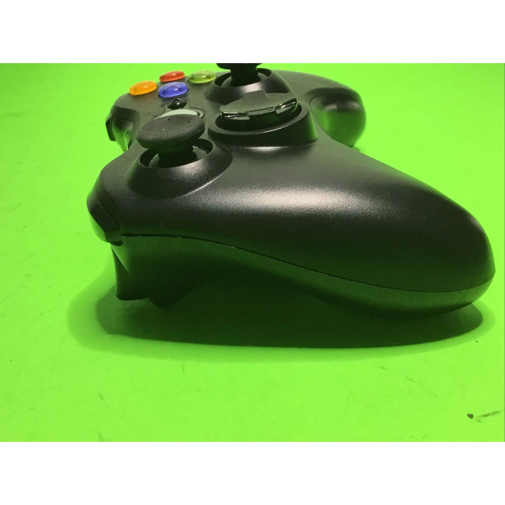 Microsoft 1708 Xbox One Controller and Xbox 360 Controller FOR PARTS or REPAIR